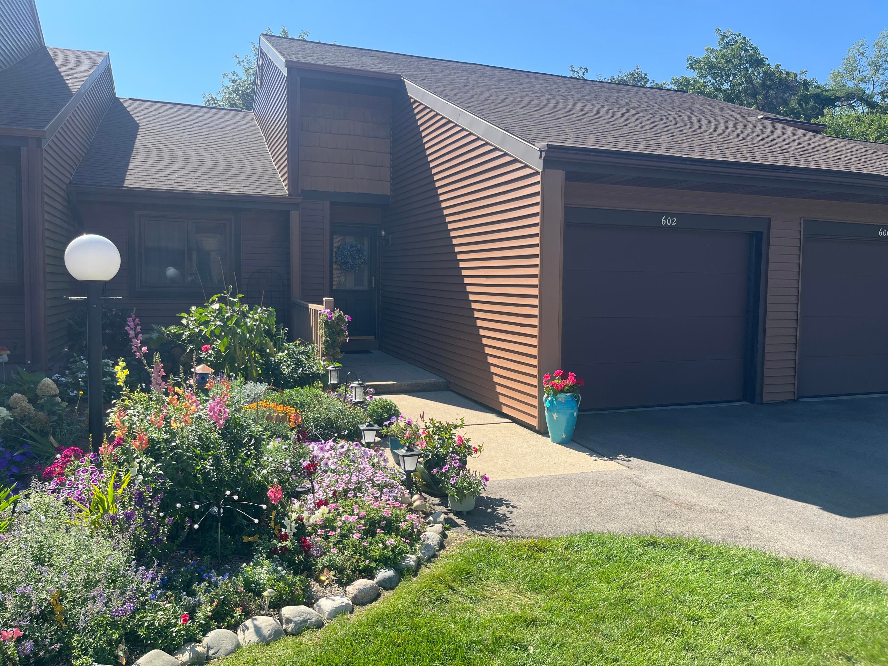 602 Maple Creek Drive — photo