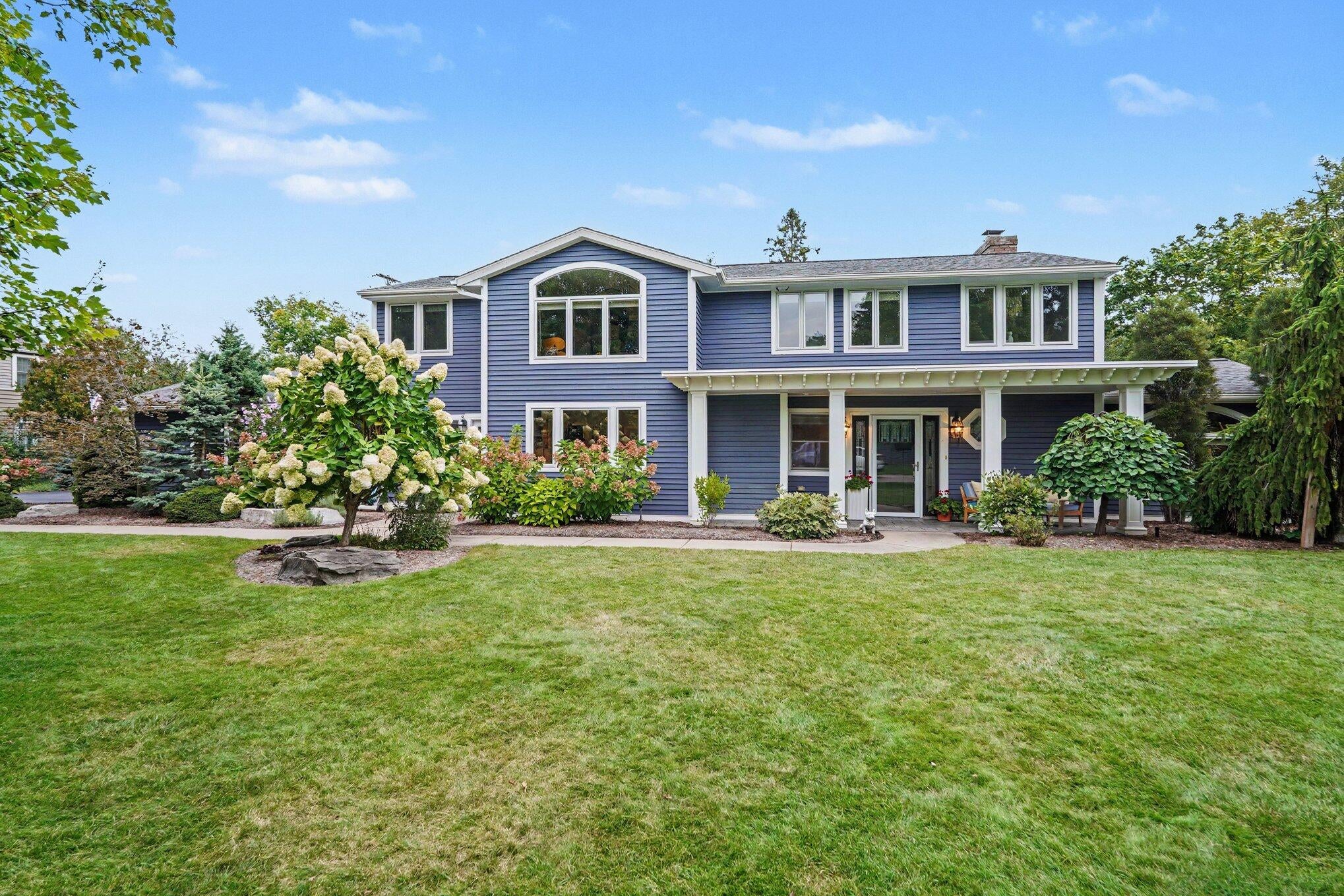 3131 SE Midland Drive SE — photo