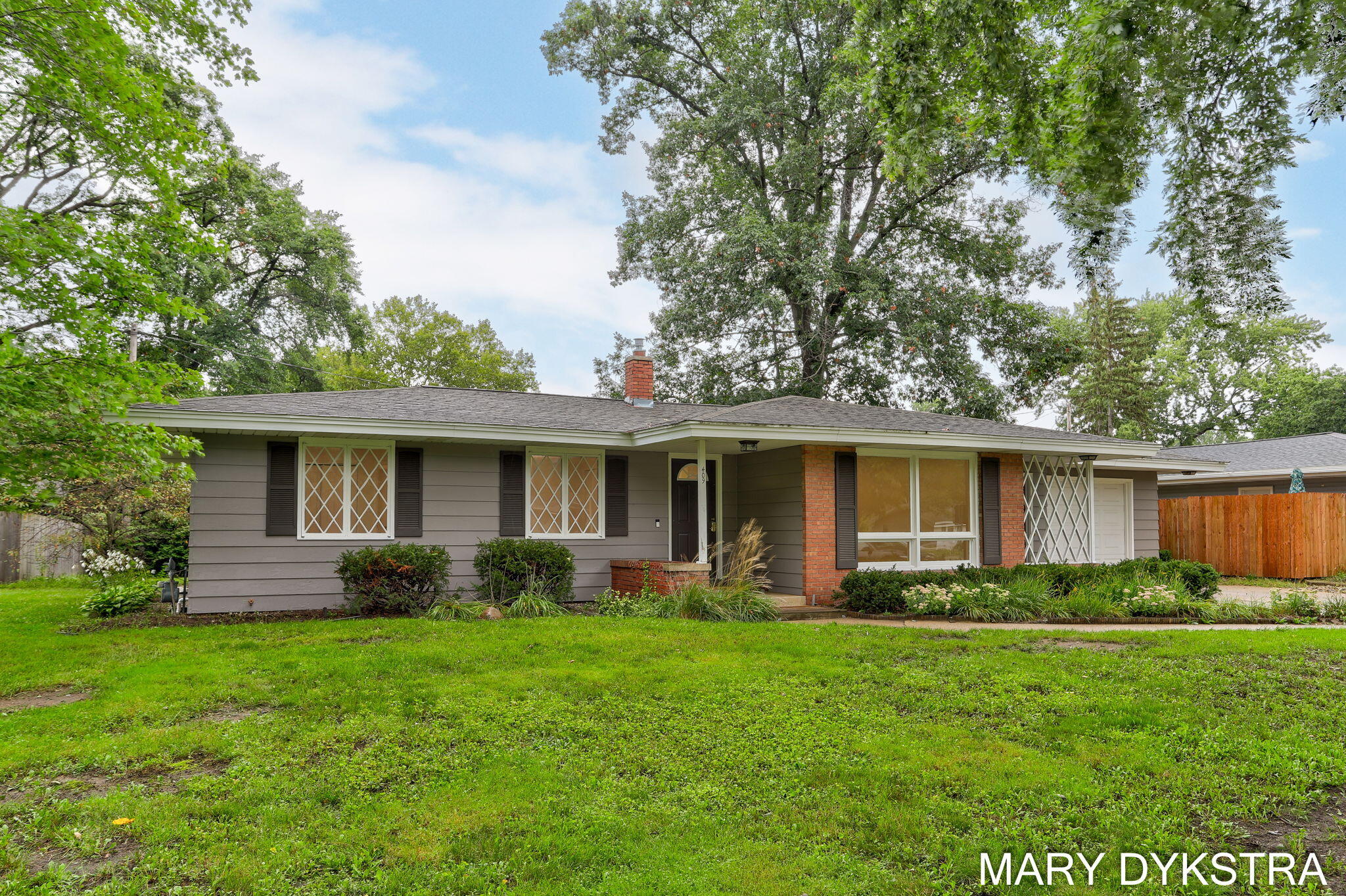 409 W Lakewood Boulevard — photo