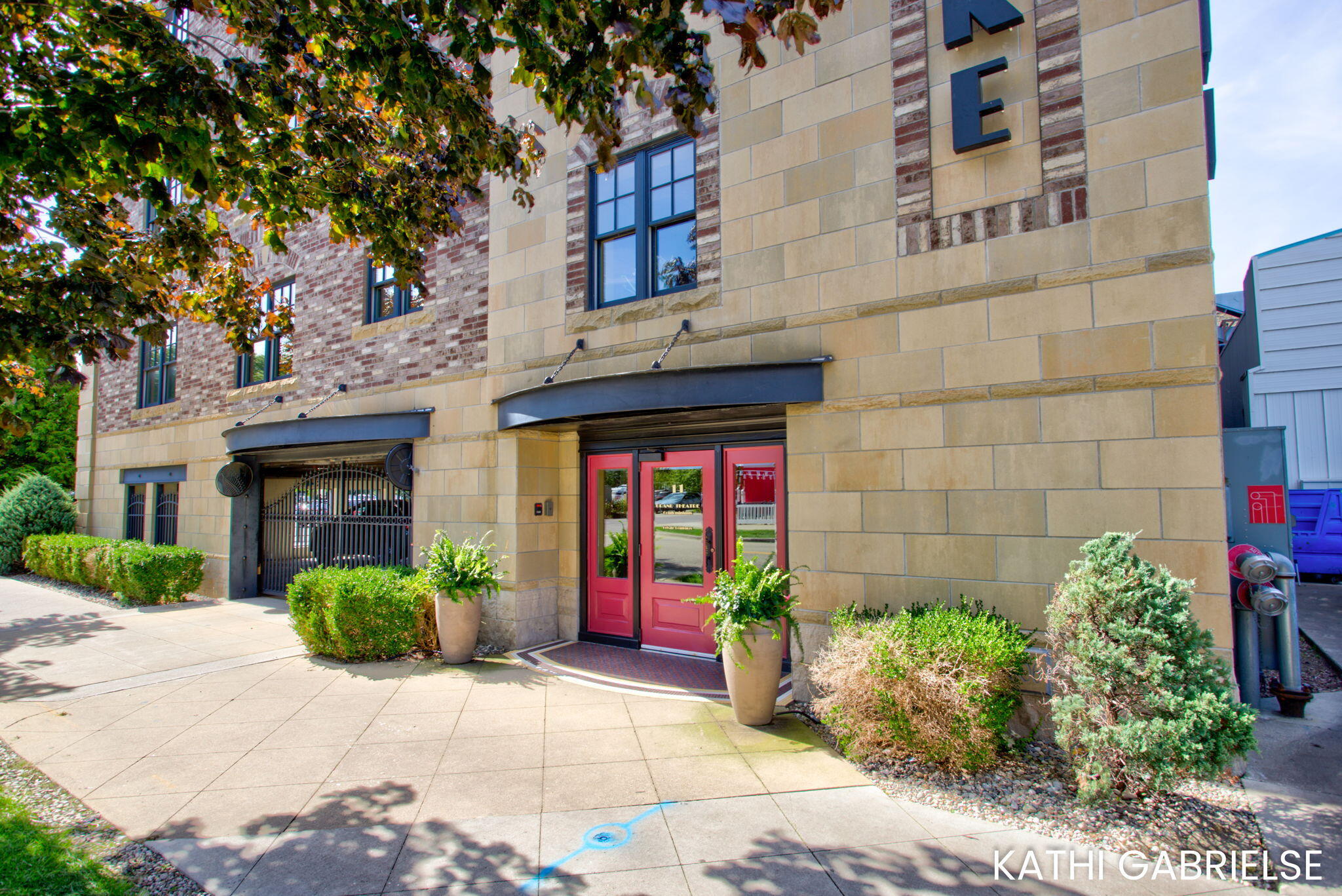 11 S 1st Street 505 — photo