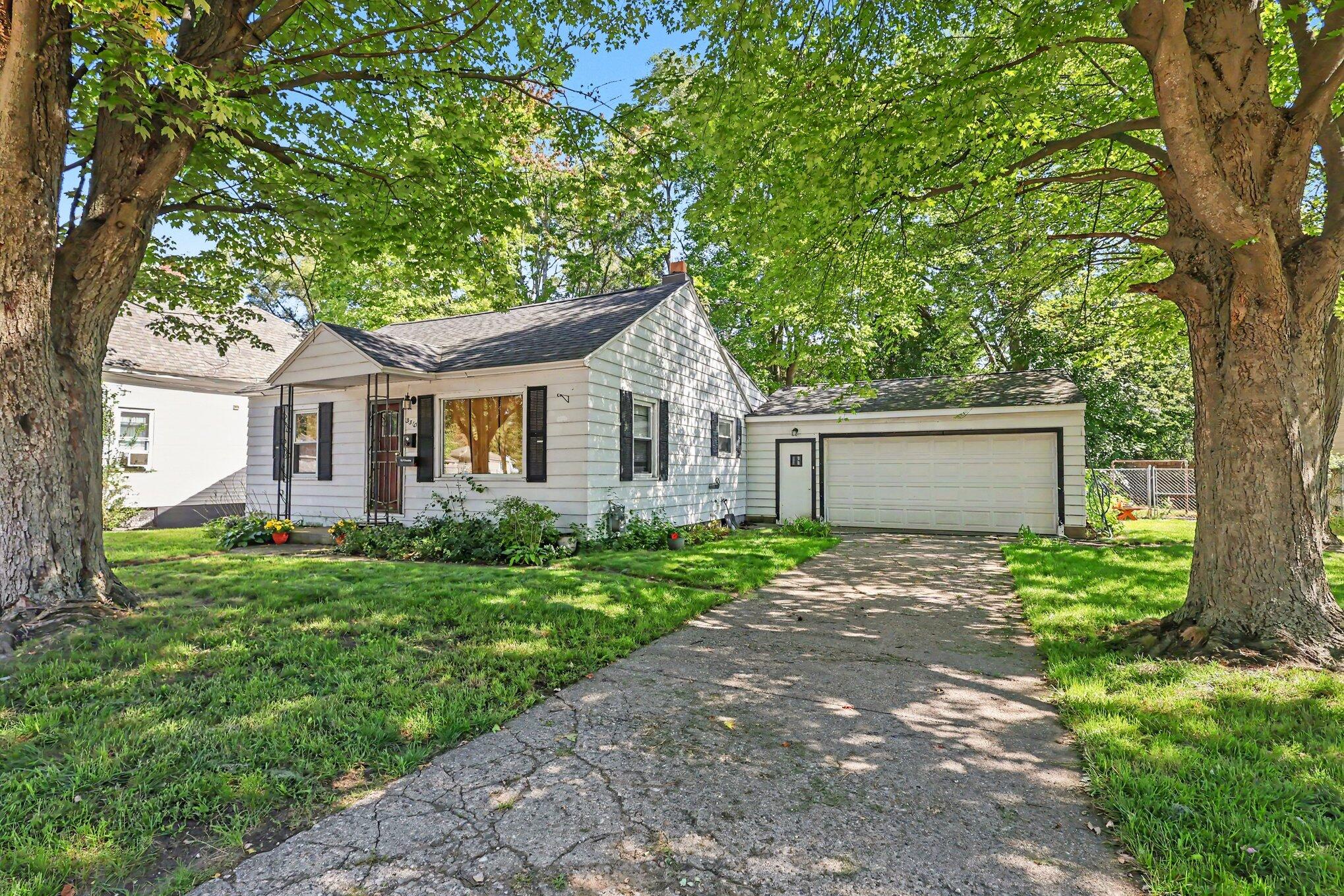 3310 Highland Street — photo