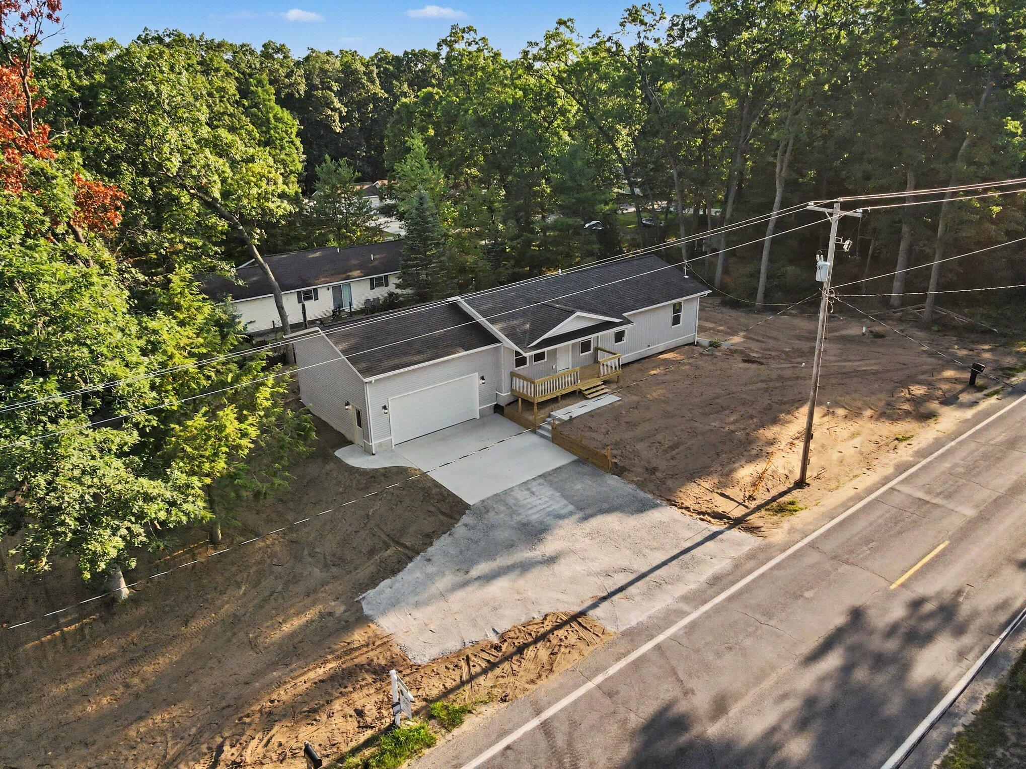 480 W Kenwood Street — photo