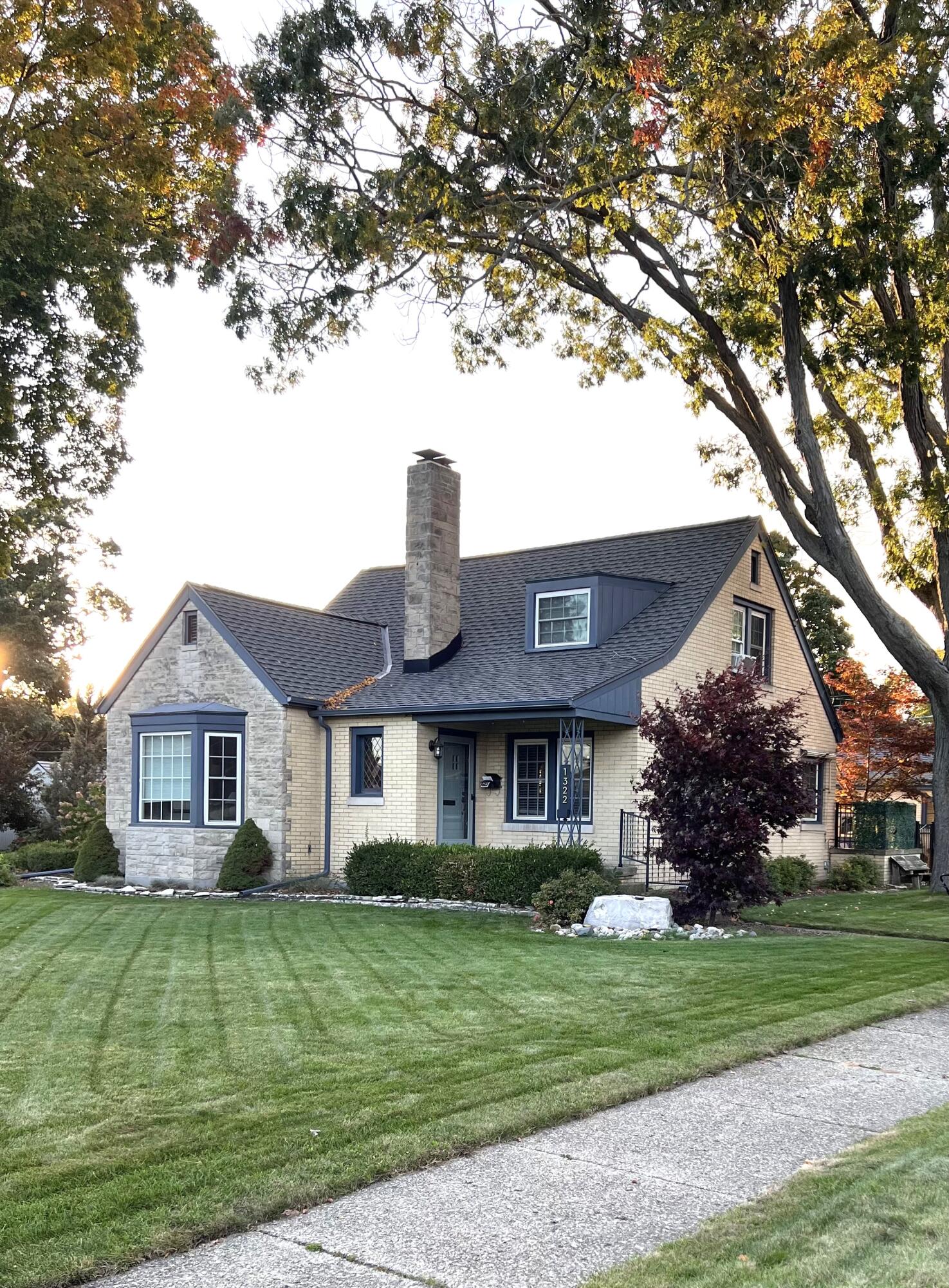 1322 Ruddiman Drive, Muskegon, MI 49445
