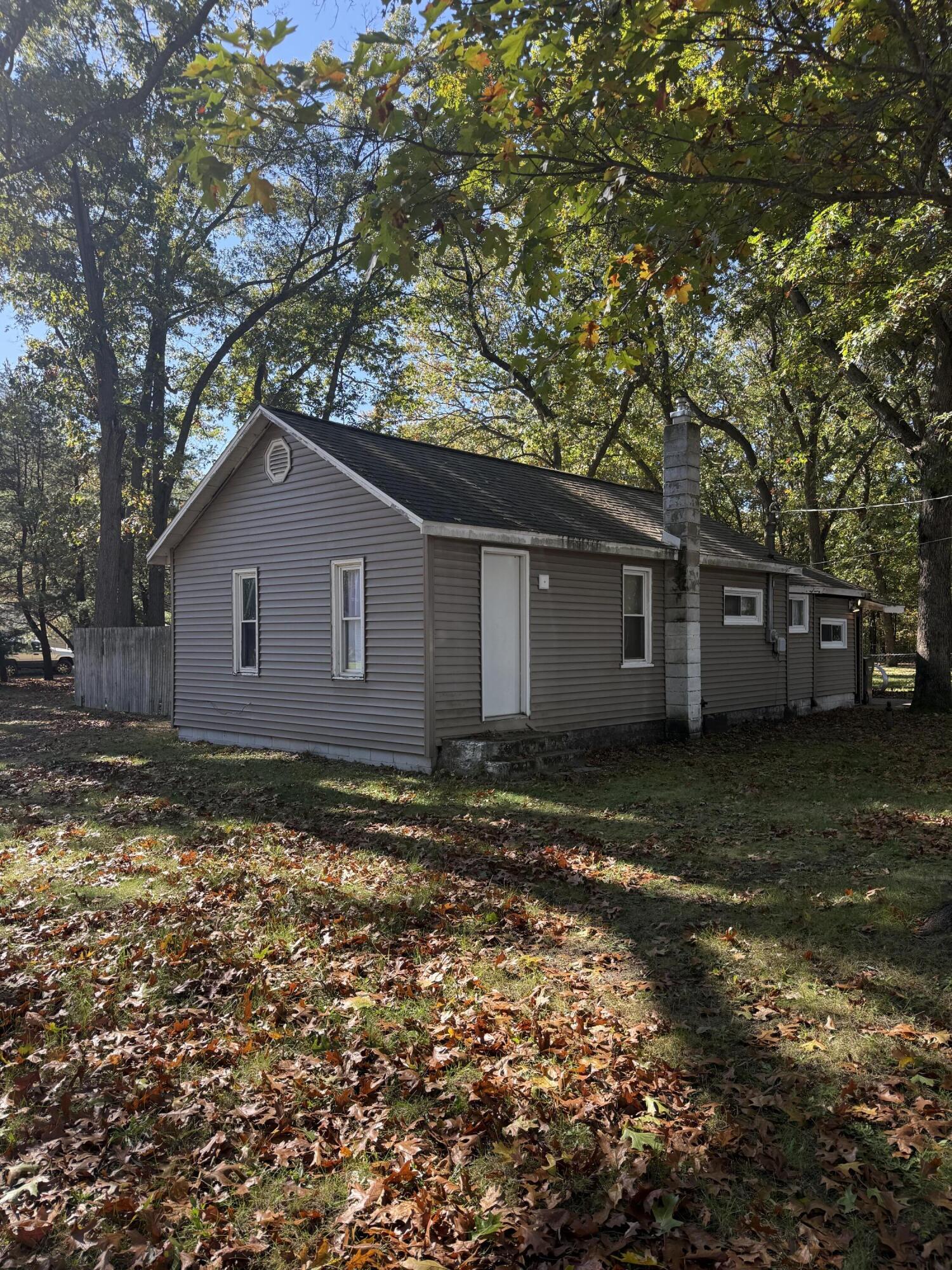 3397 Macarthur Road — photo