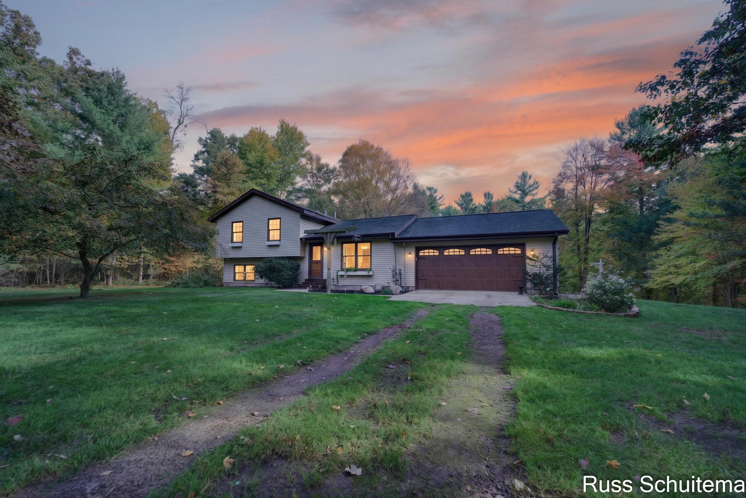 4344 Holton-Duck Lake Road — photo