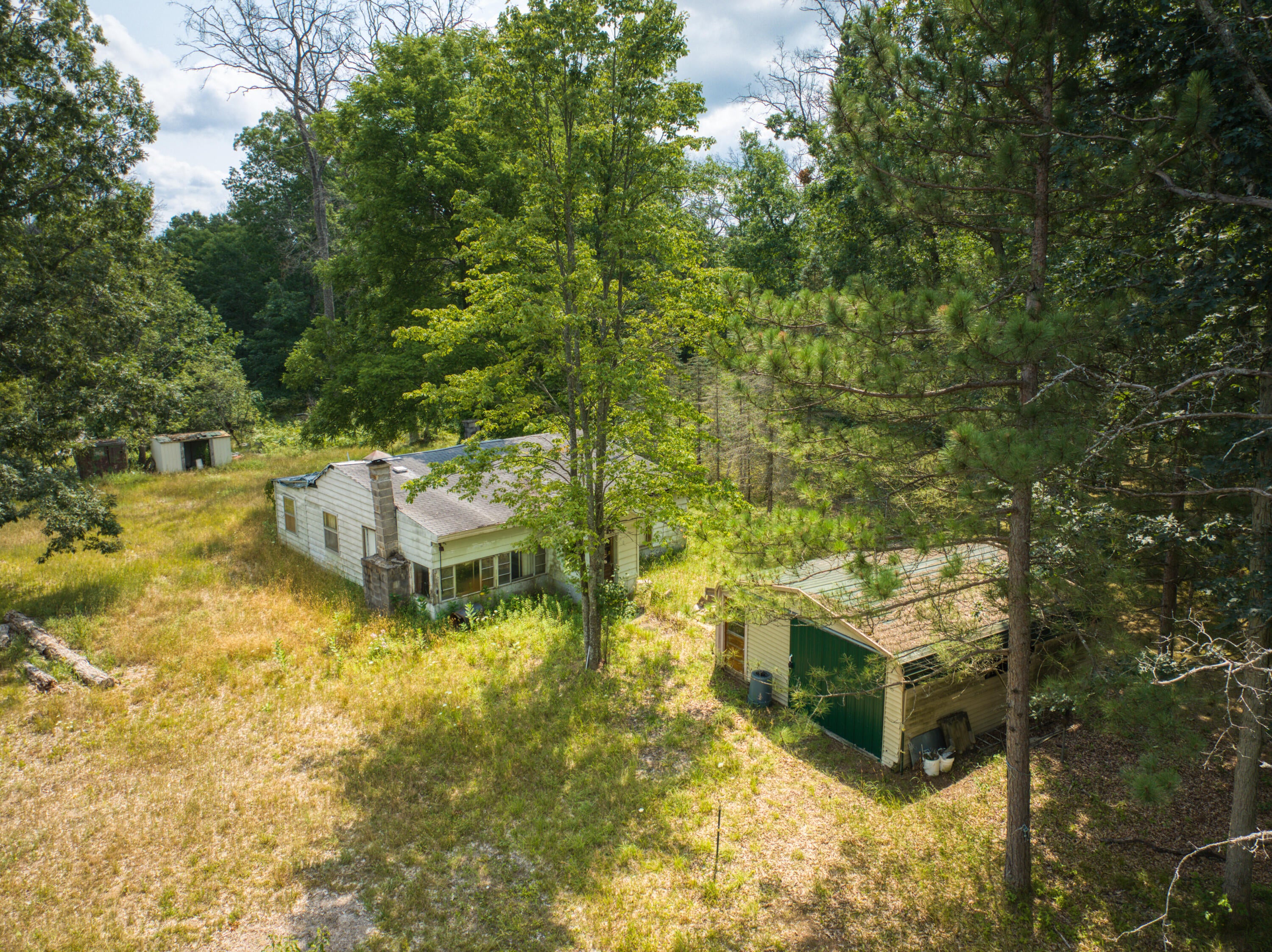 10130 N Brooks Road — photo