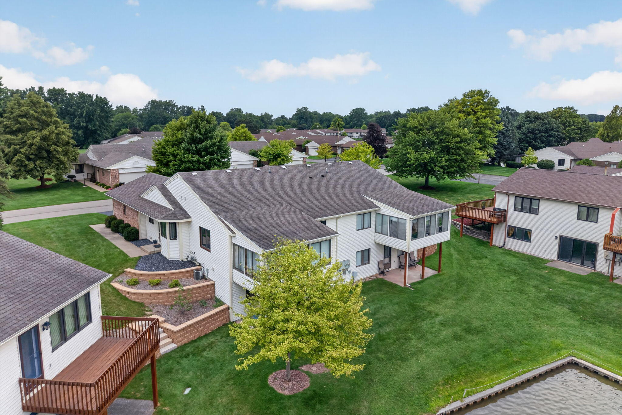 1003 Bayou Drive SW — photo