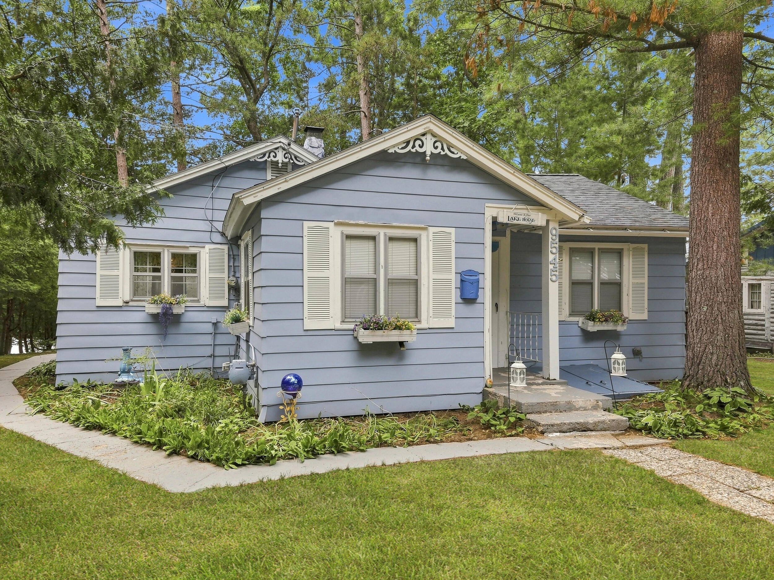 9545 E School Section Lake Drive — photo