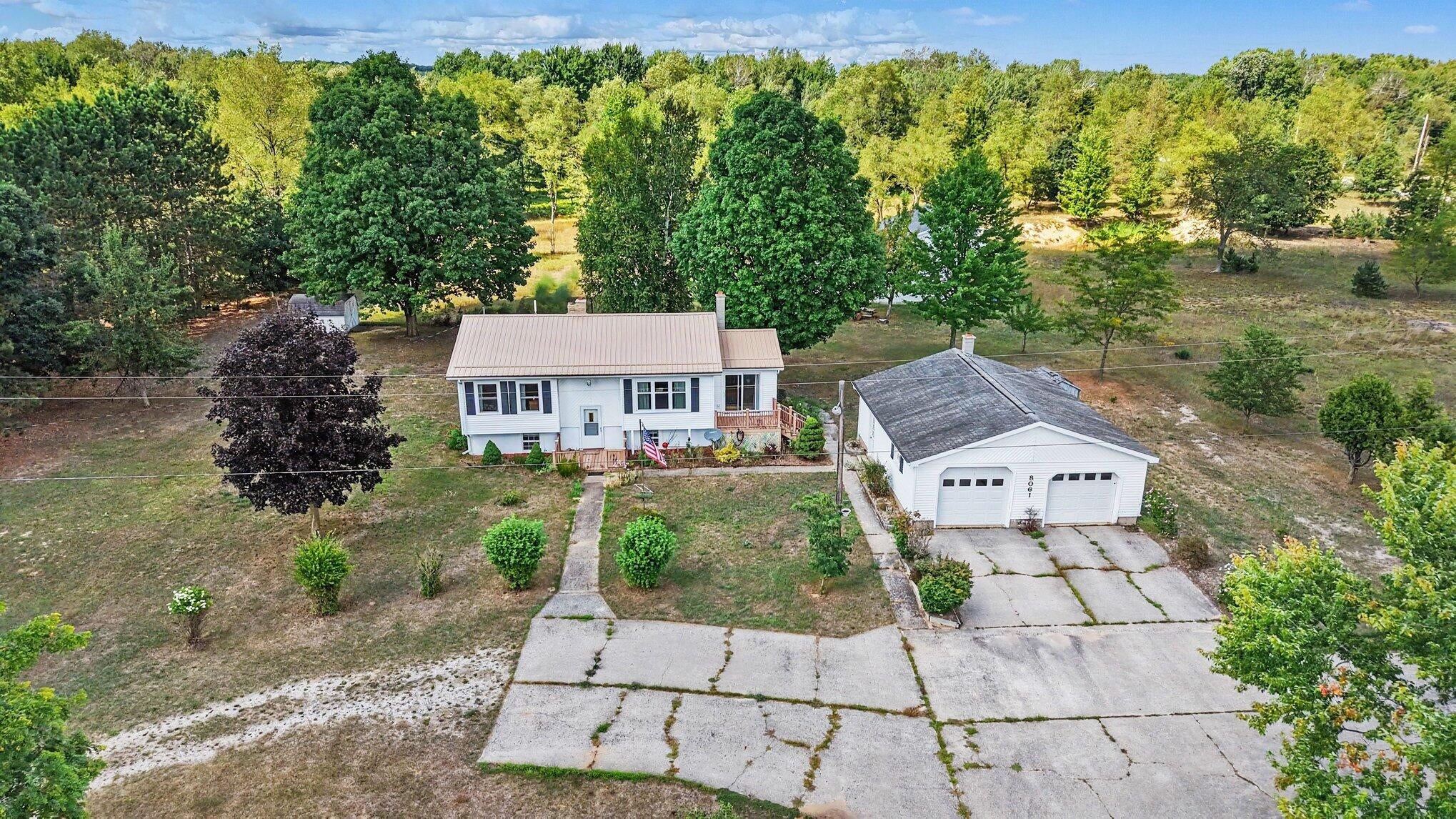 8061 Madison Road — photo