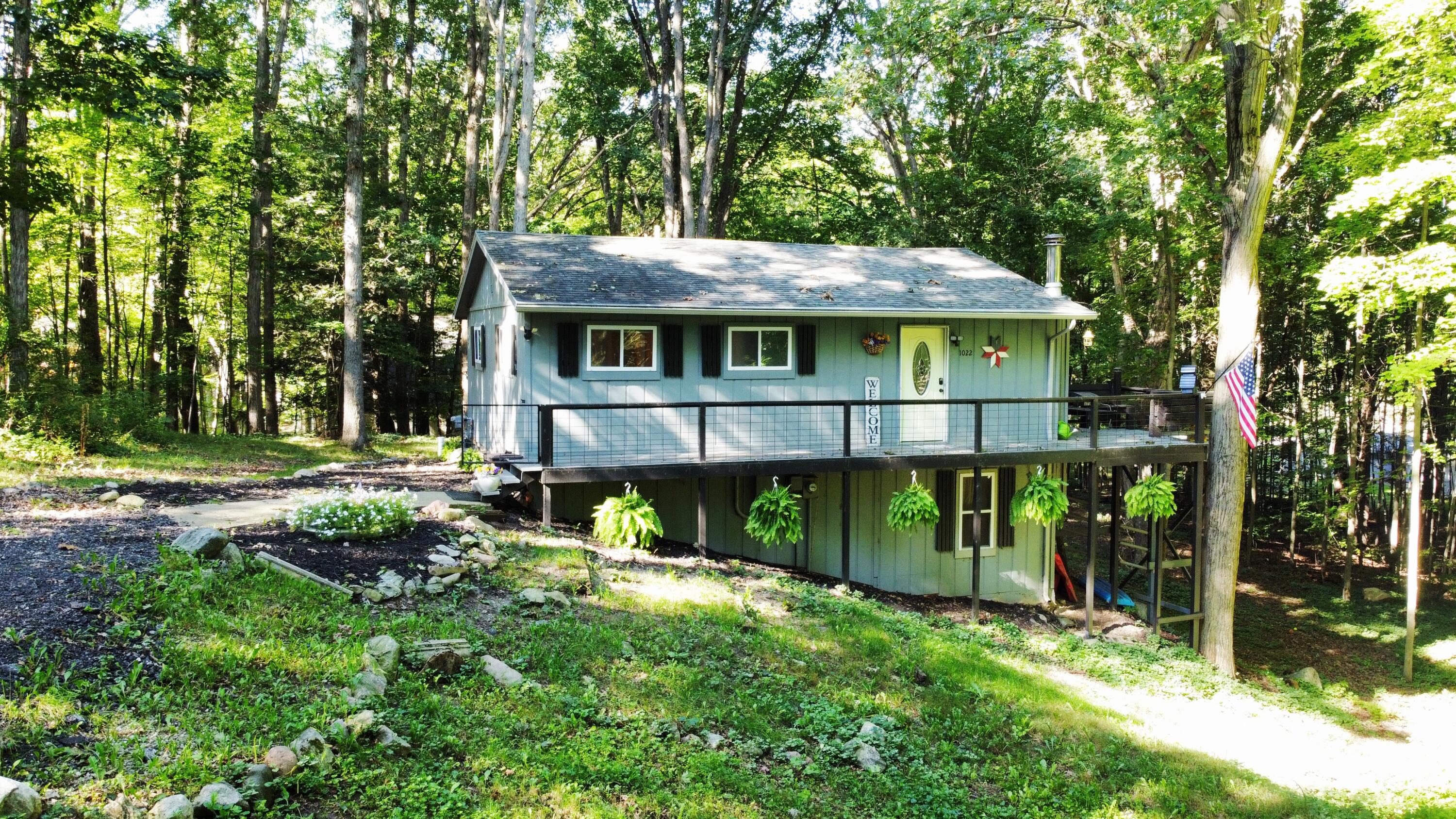 1022 Circle Drive — photo