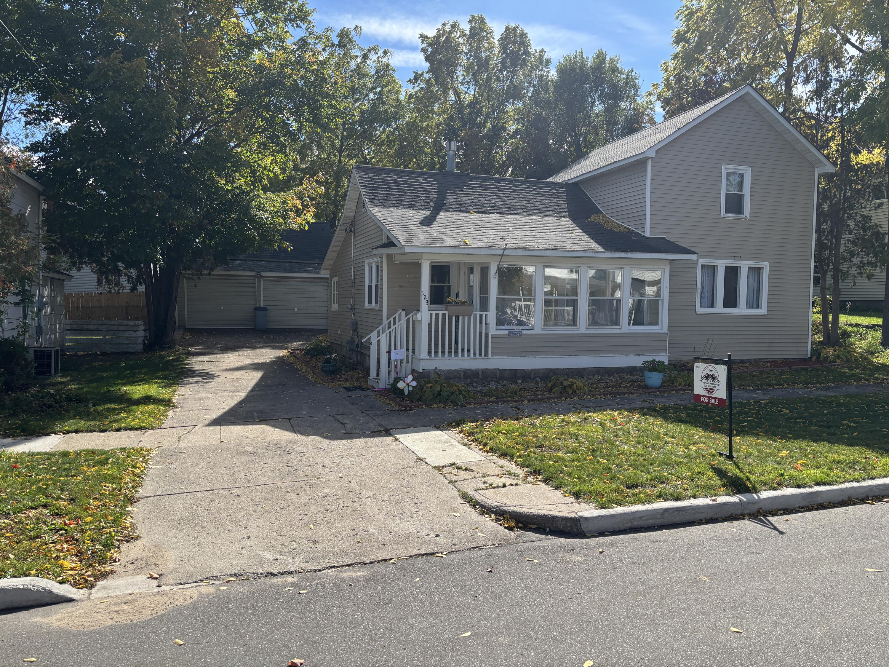 123 W Todd Avenue — photo