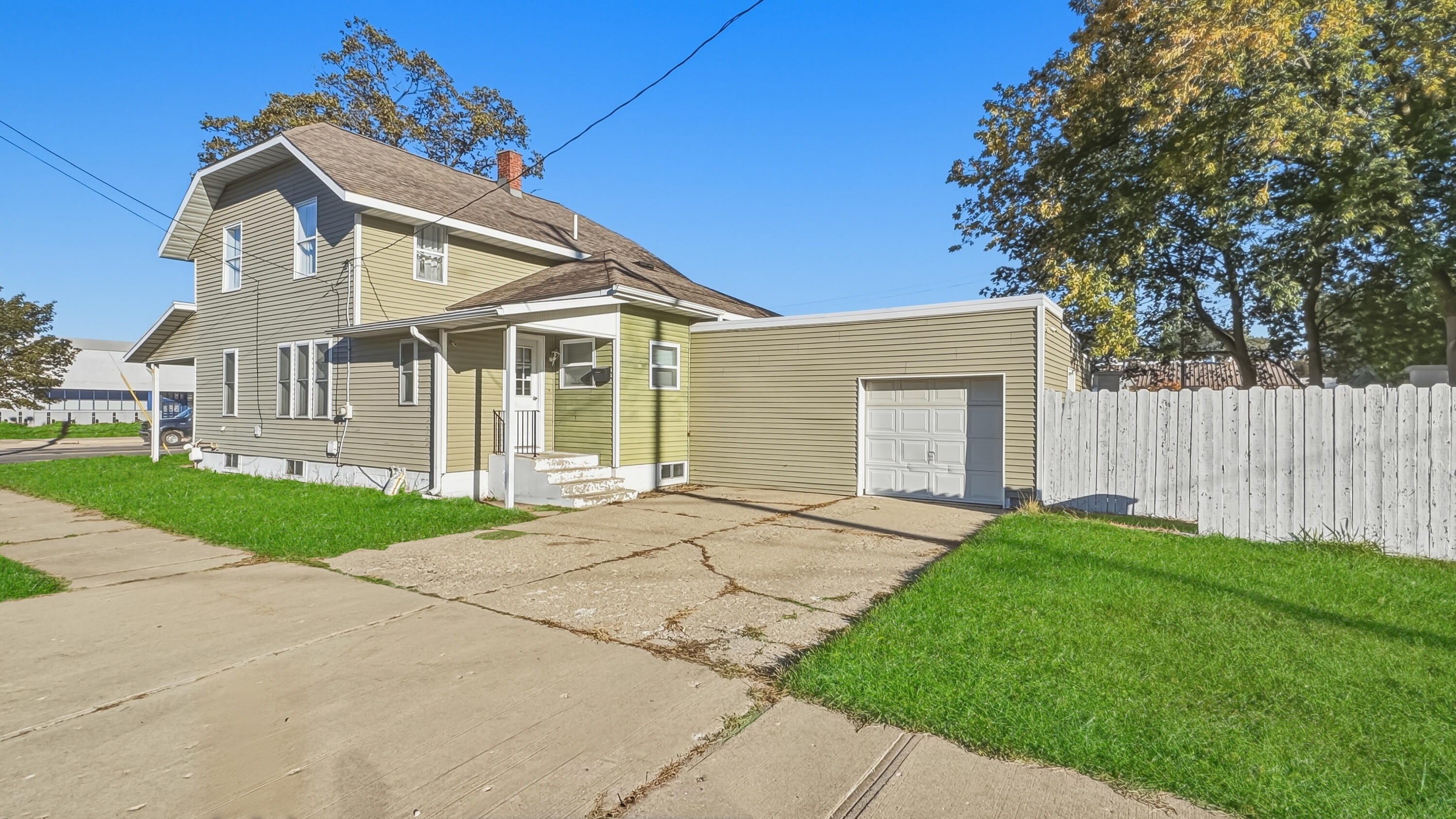 709 S Mitchell Street — photo