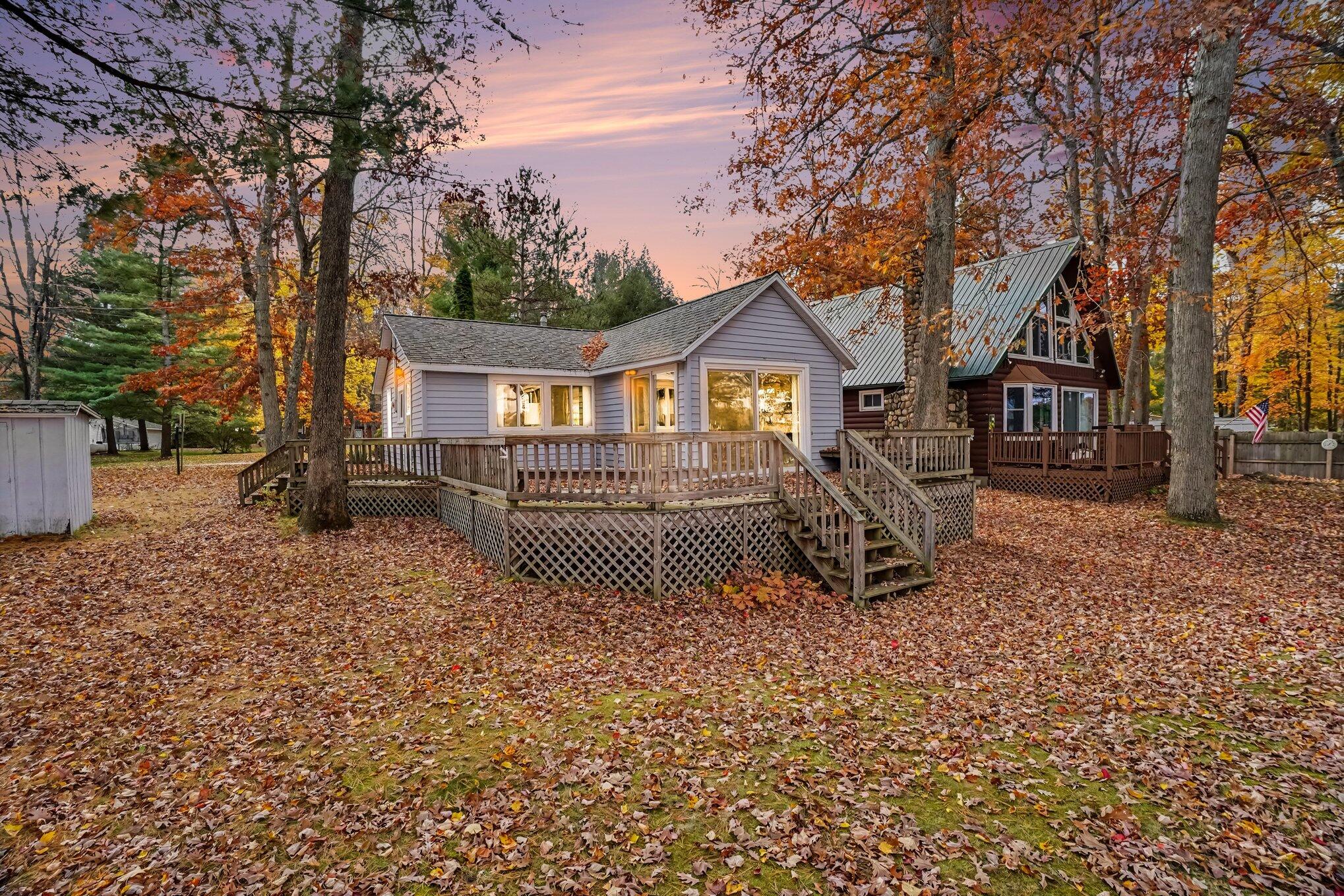 1154 Wolf Lake Drive — photo