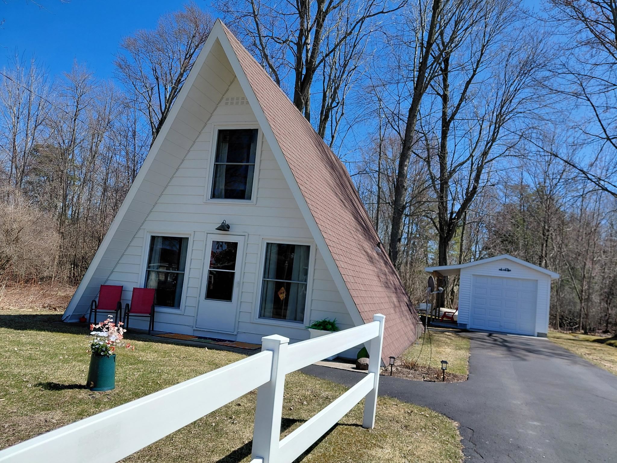 1180 Cranberry Pike — photo