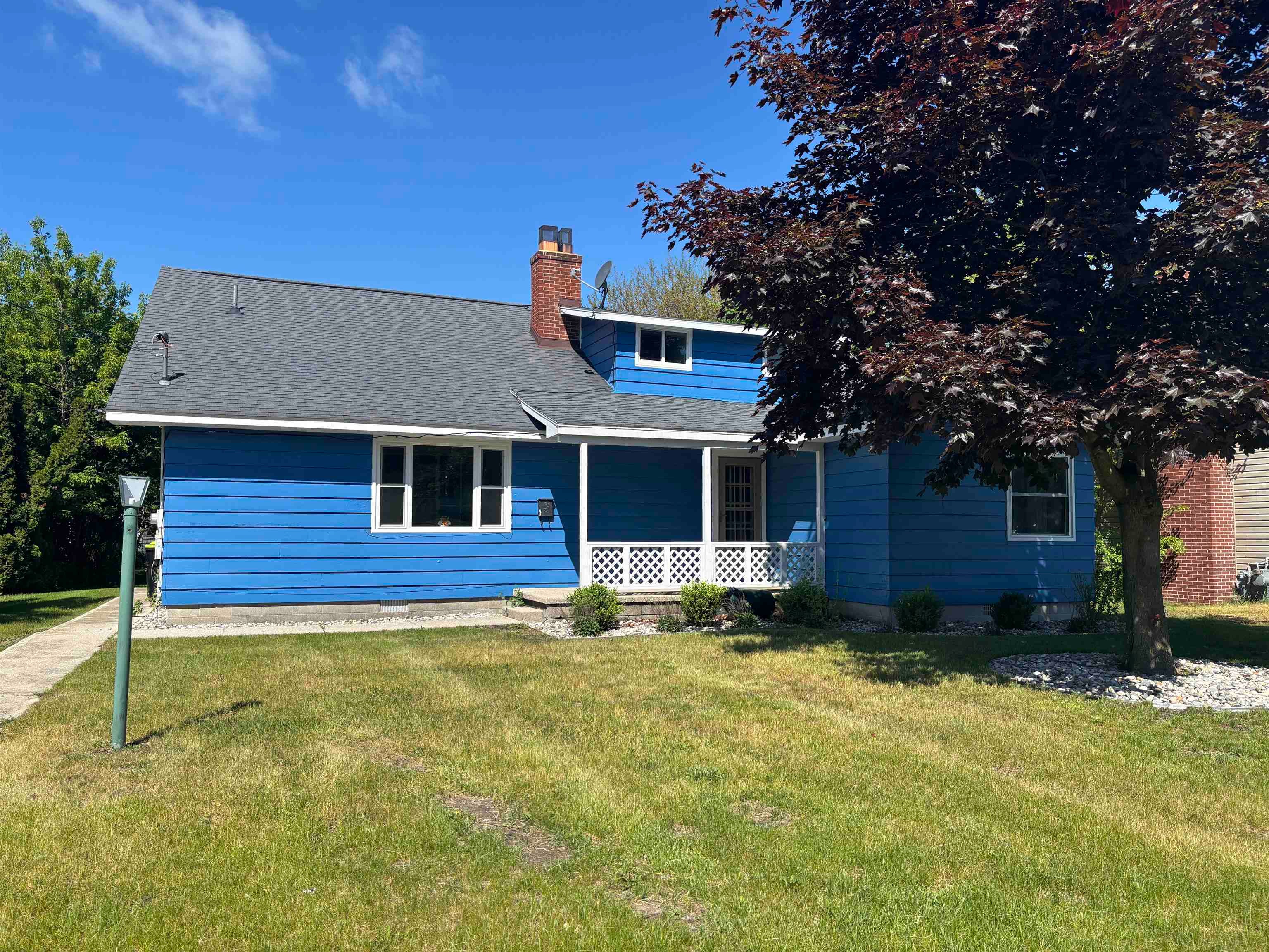107 Adams — photo