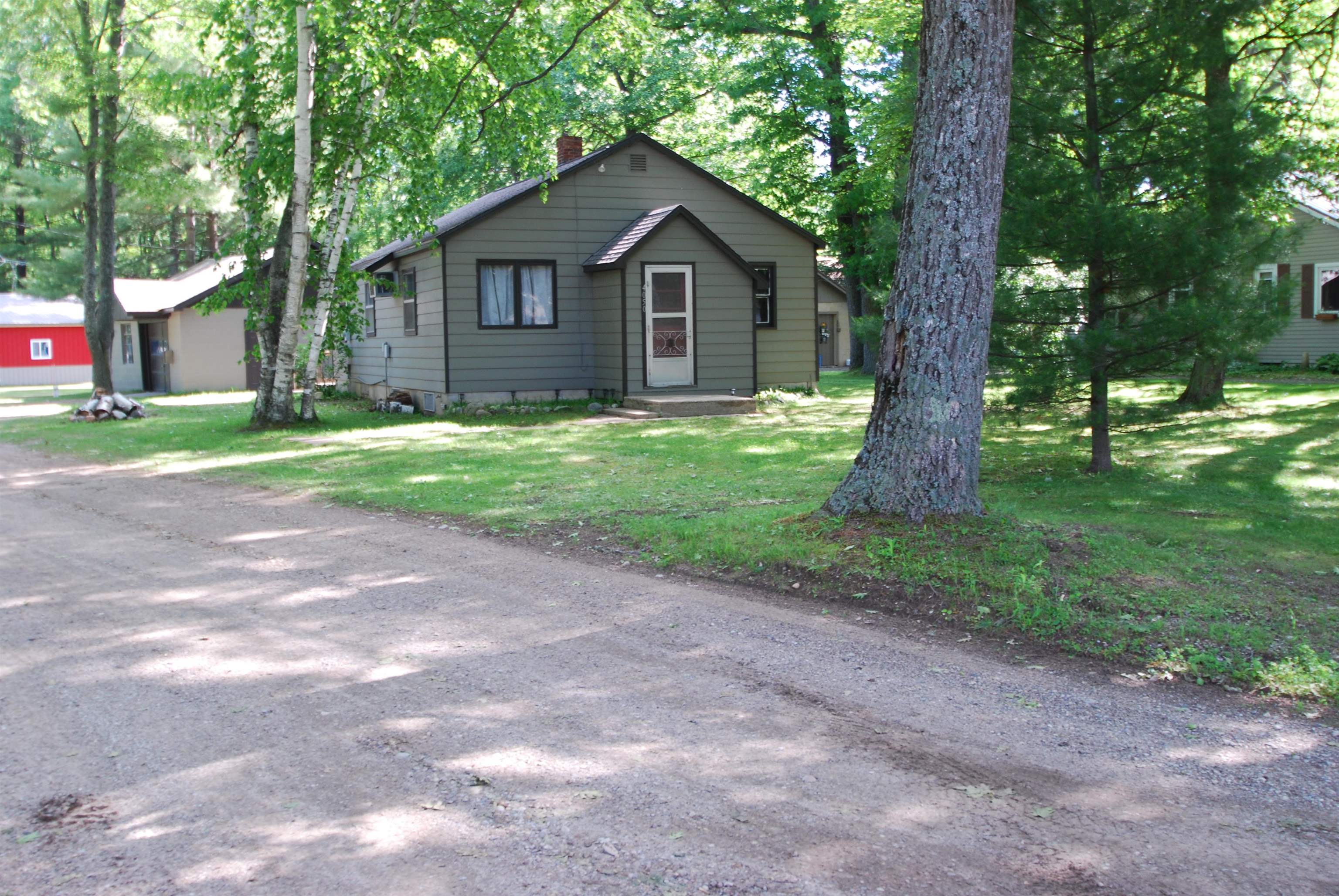 4050 Grass Lake Road — photo