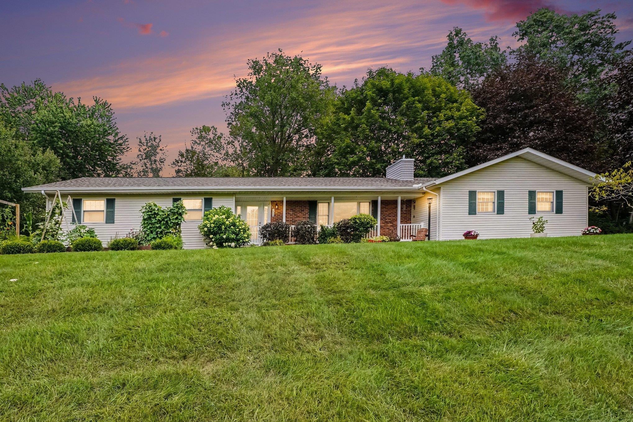 2839 Lake George Road — photo