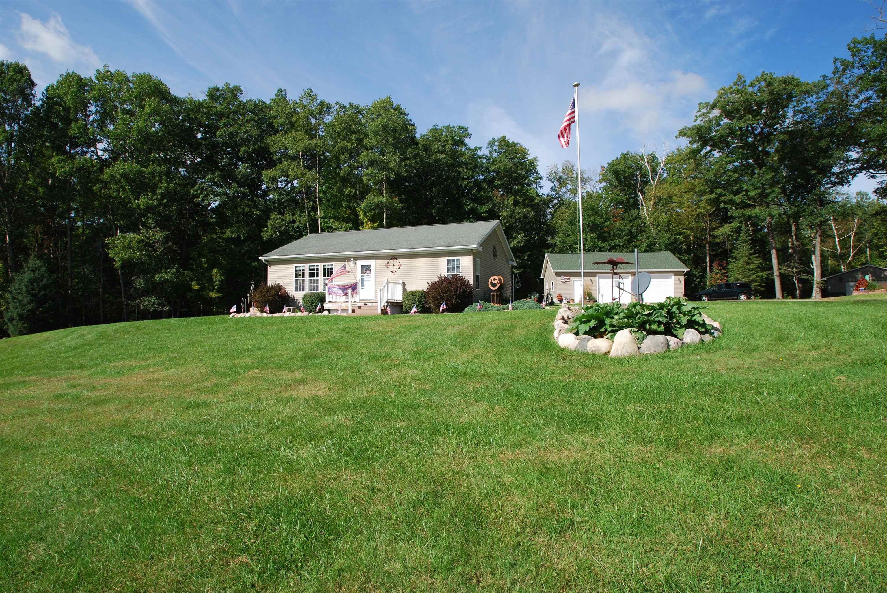 797 Kenyon Road, Lupton, MI 48635 — photo 3