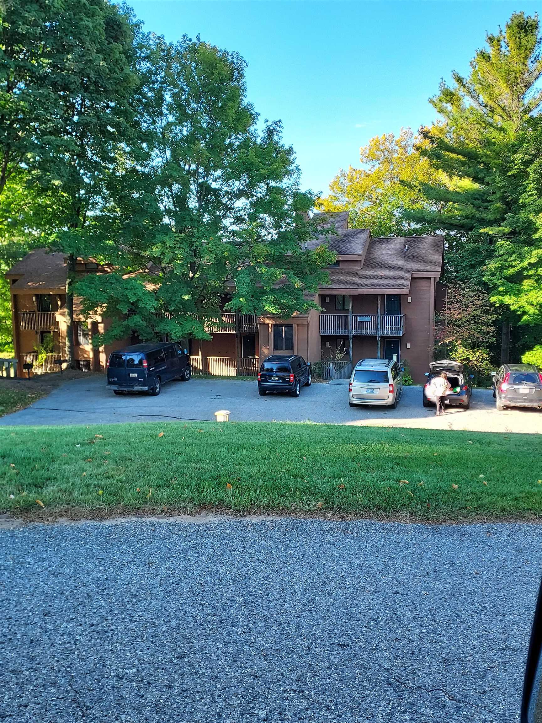 4643 N Crossover Drive — photo