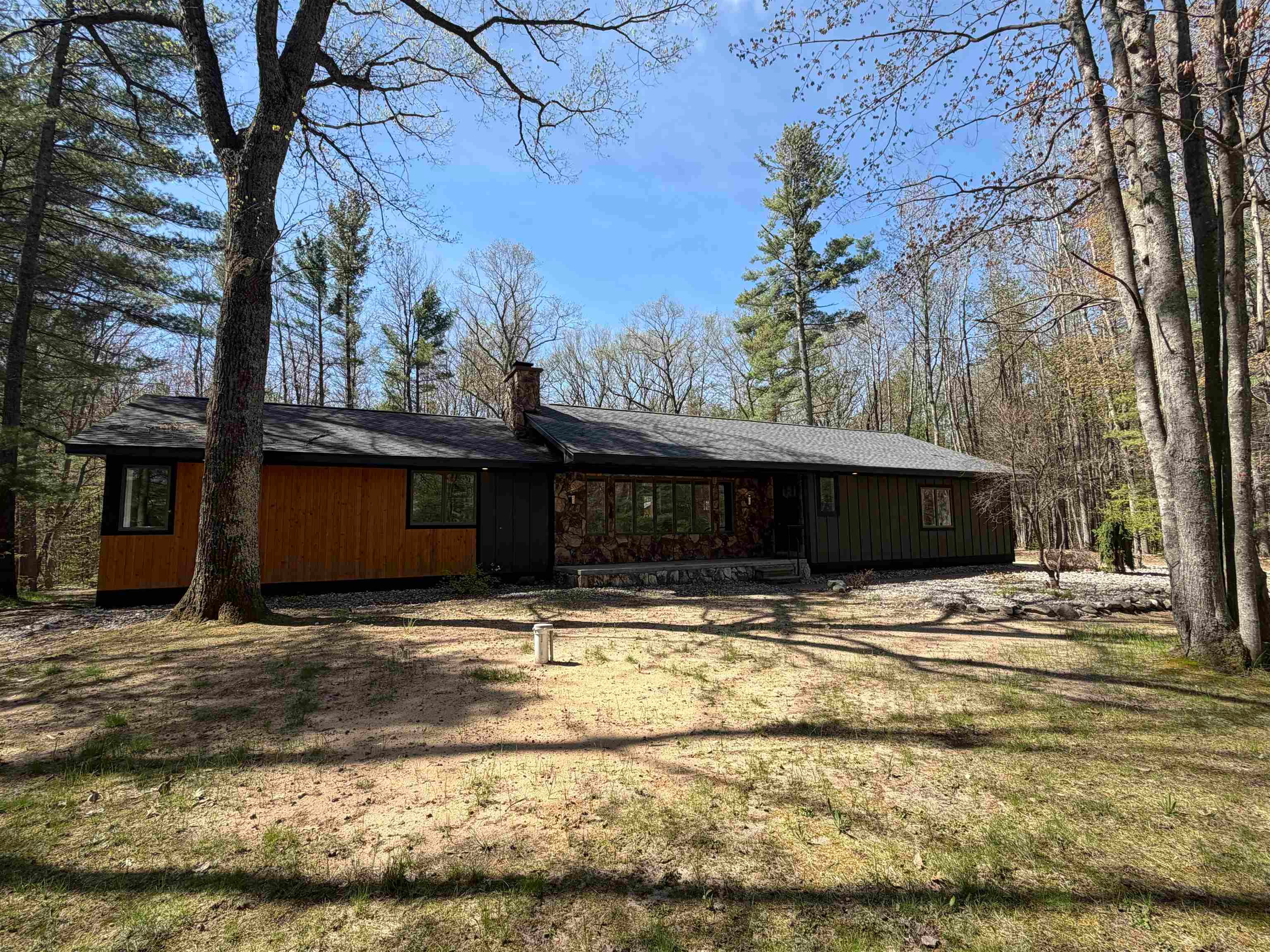 10852 NE Black Bear Road — photo