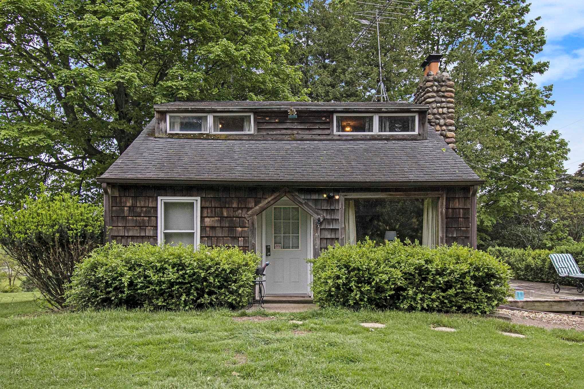 7989 Butler Road — photo