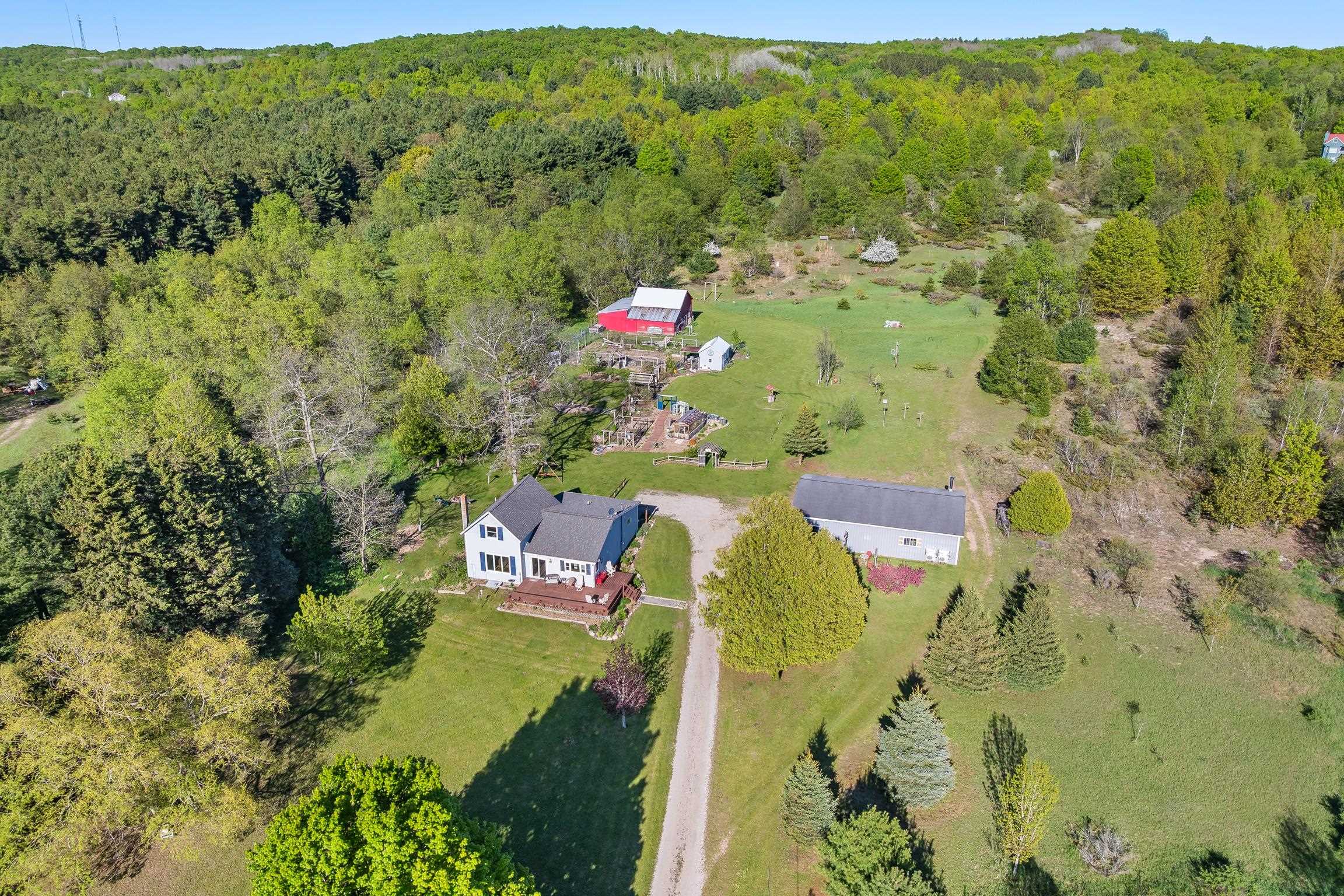 2389 Paul Rose Road — photo