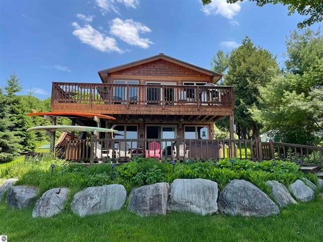 11282 SE Torch Lake Drive — photo