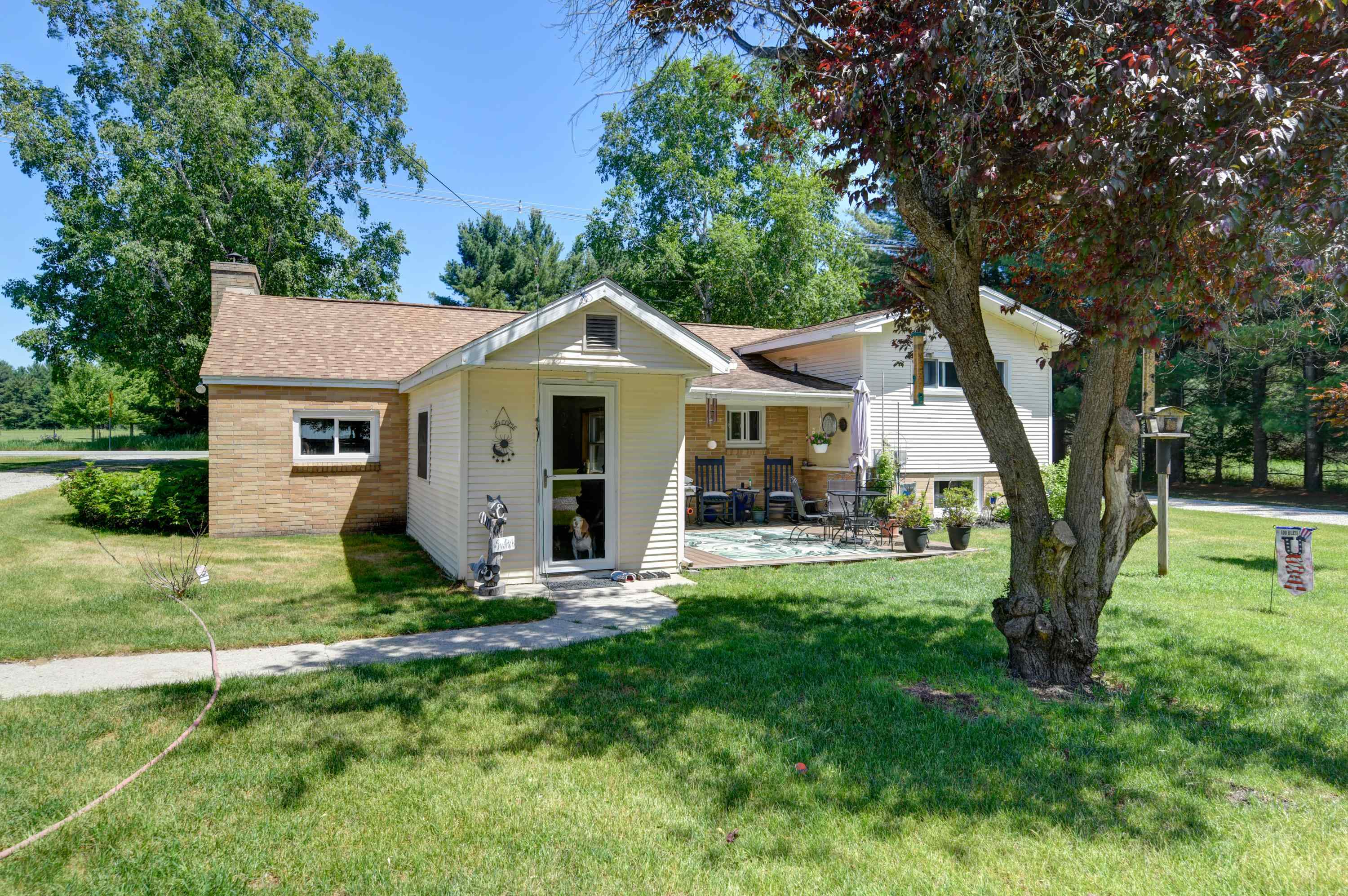 10741 N Long Lake Road — photo