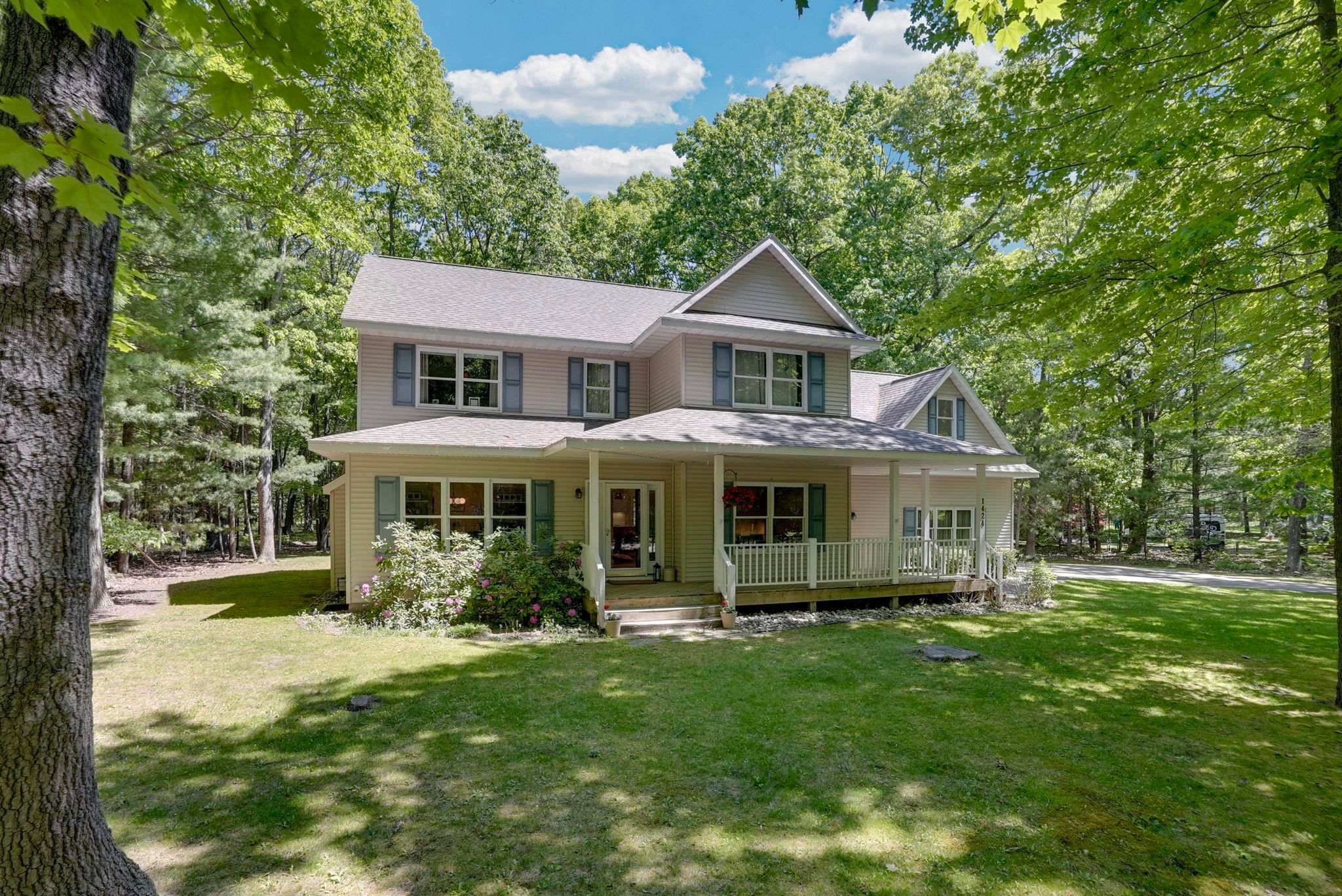 1424 Timber Ridge Drive — photo