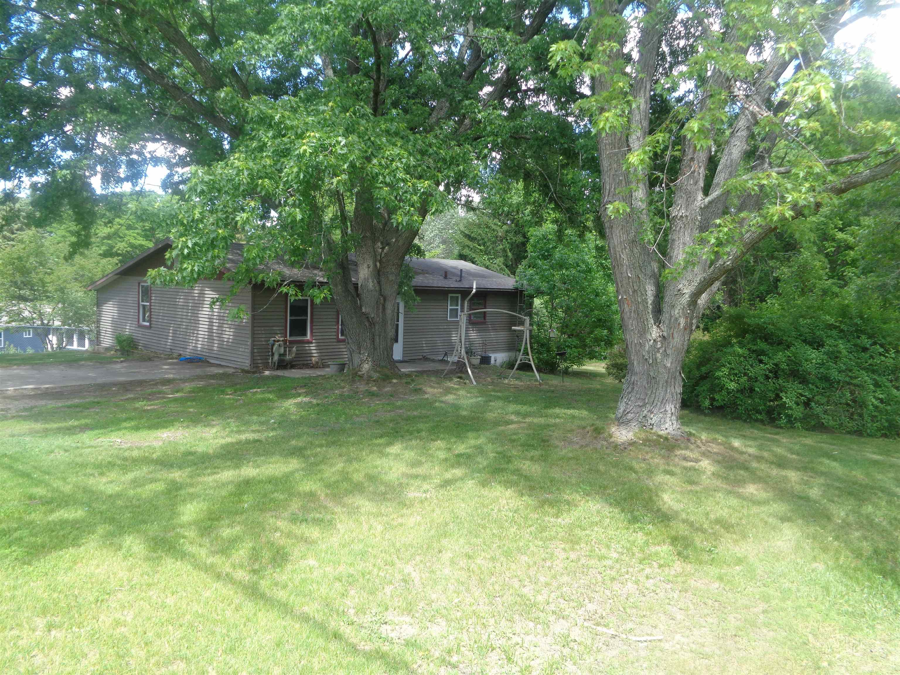 2287 S Tower Hill Road — photo