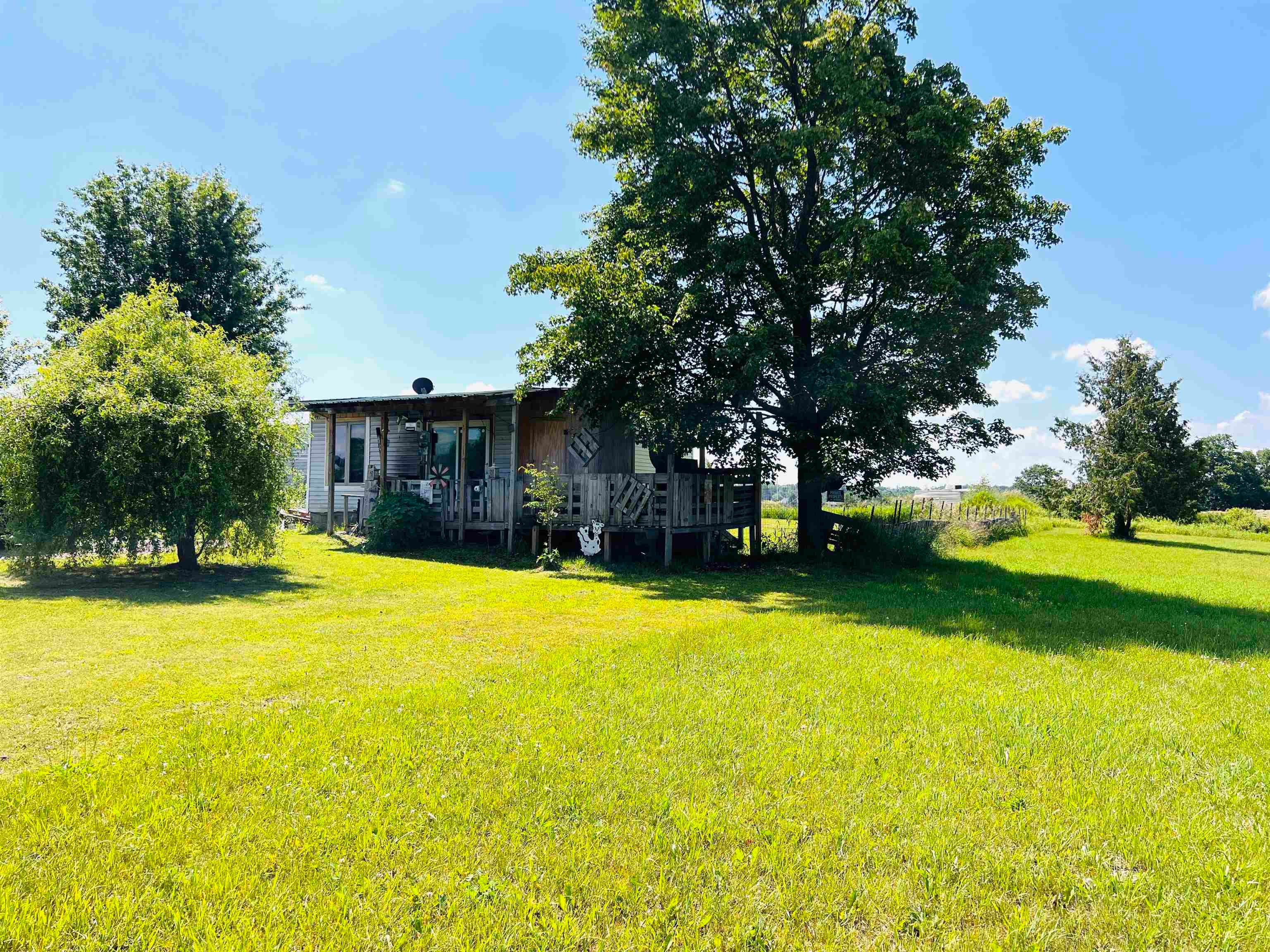 111 Eastland Drive — photo