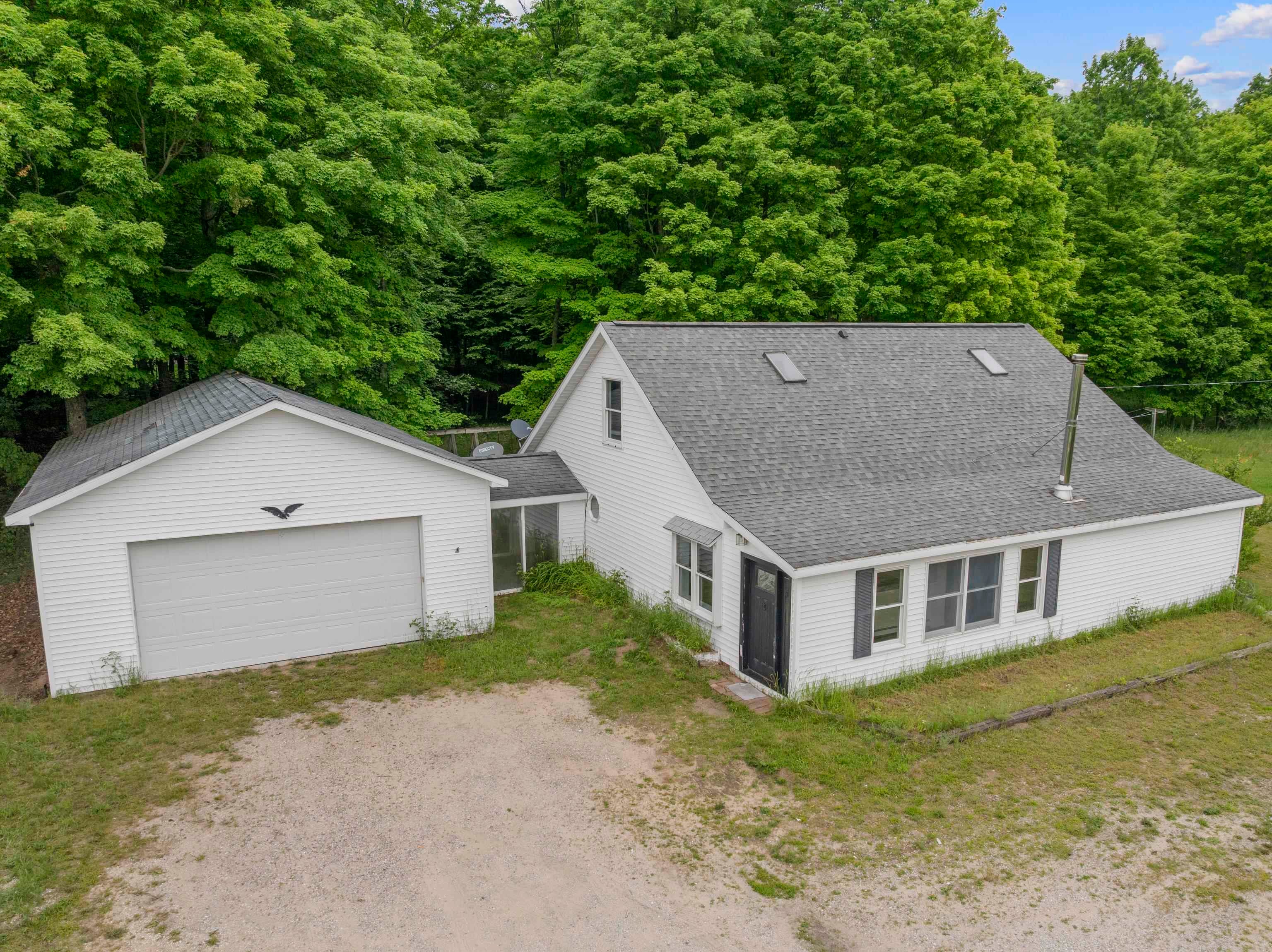10080 Homestead Road — photo
