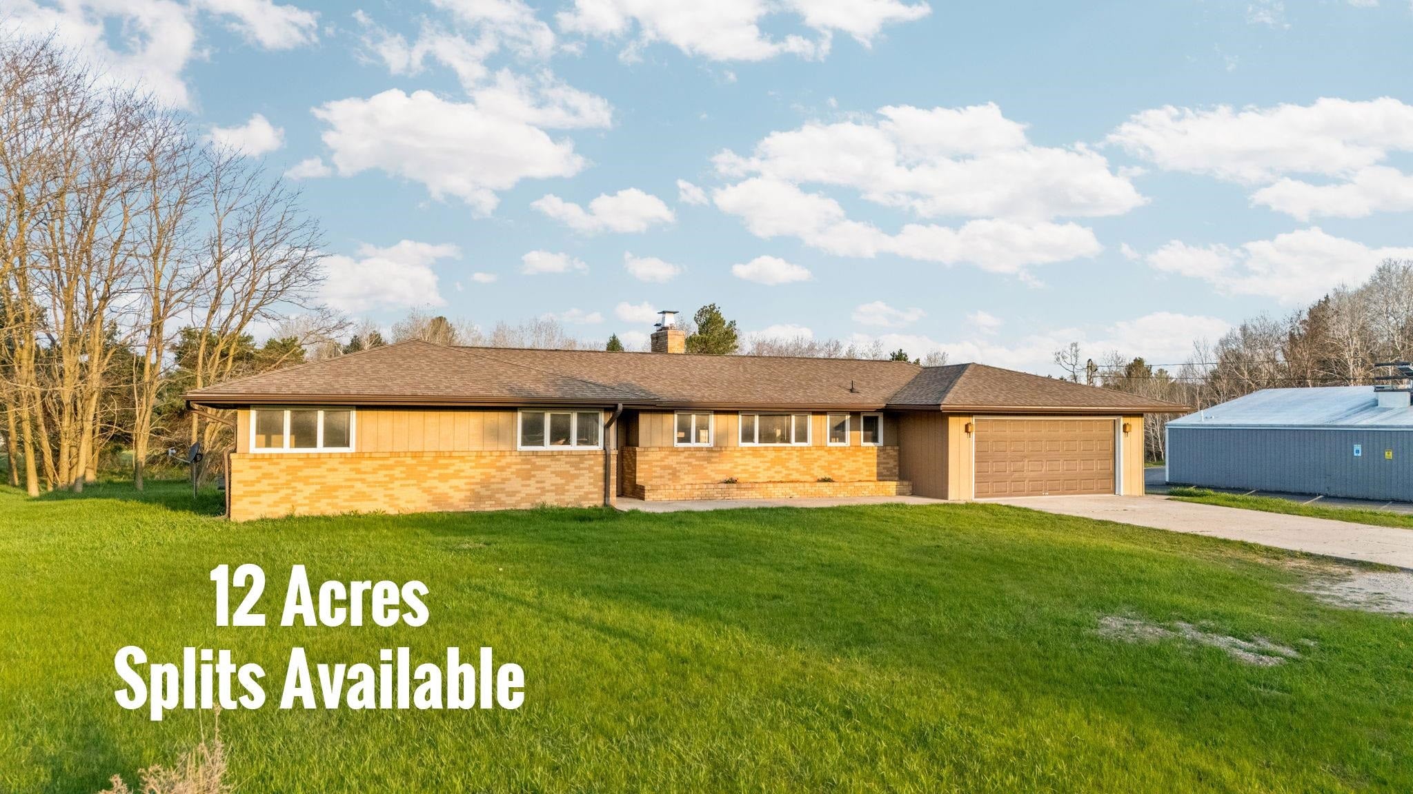 402 S Division Street — photo