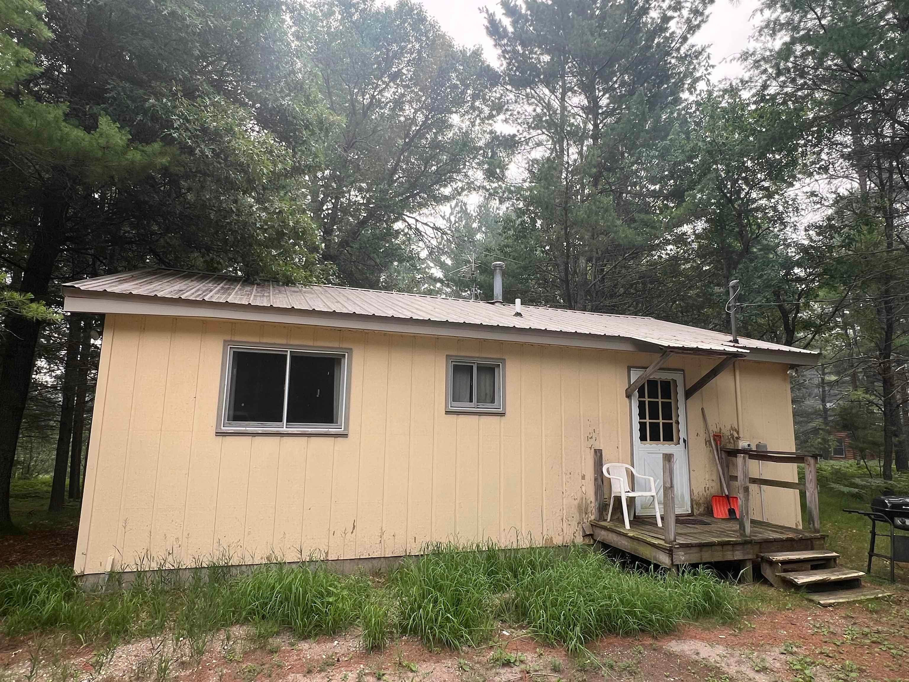 2323 Hummingbird Lane — photo