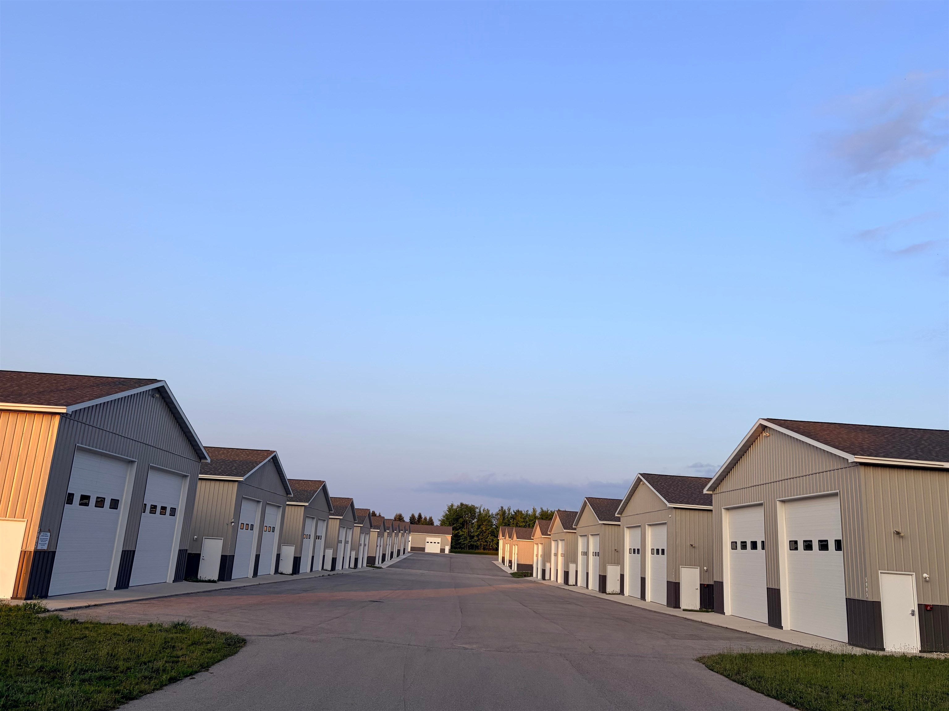 5949 Storage Loop Drive — photo