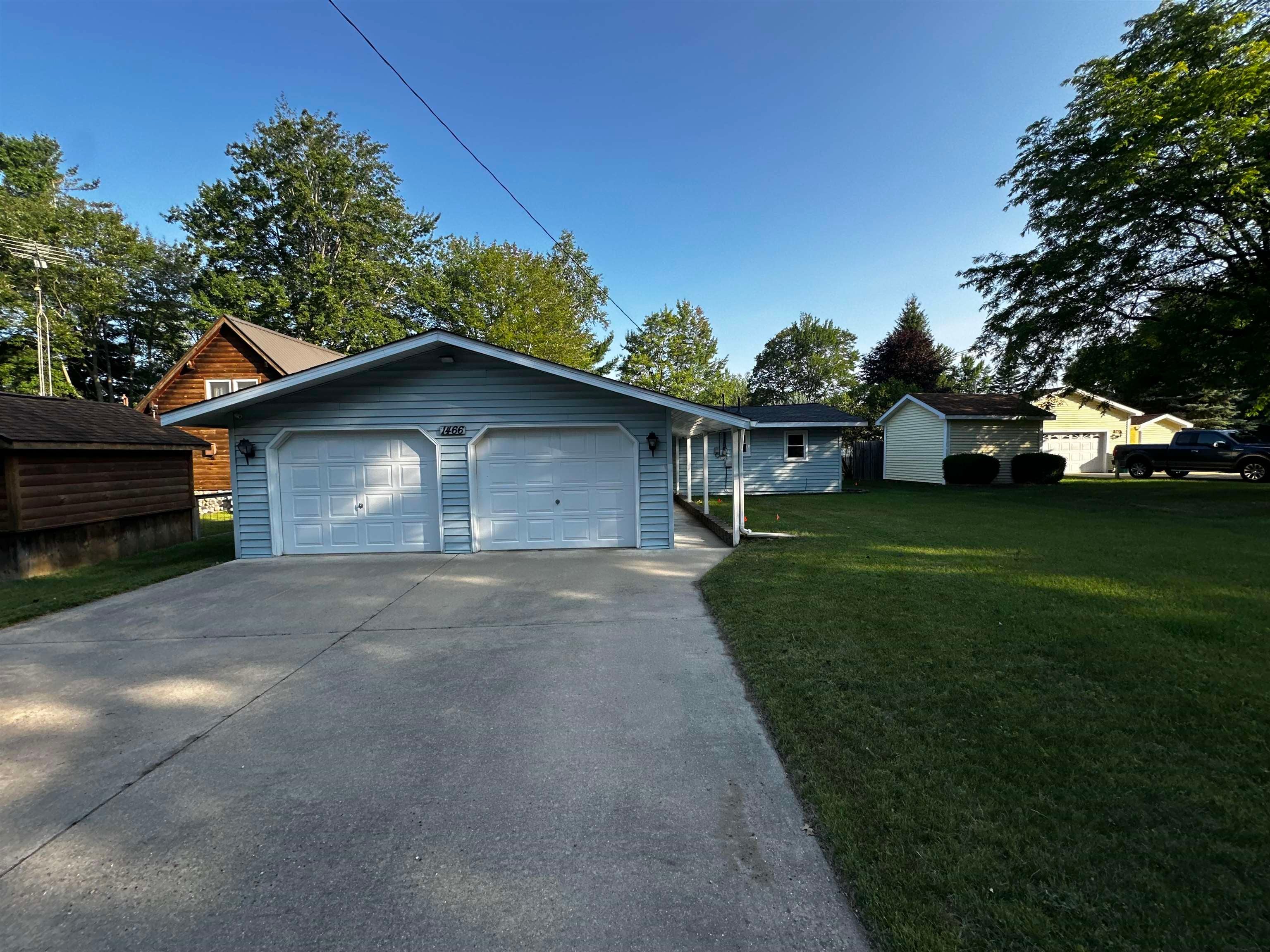 1466 Lake James Drive — photo