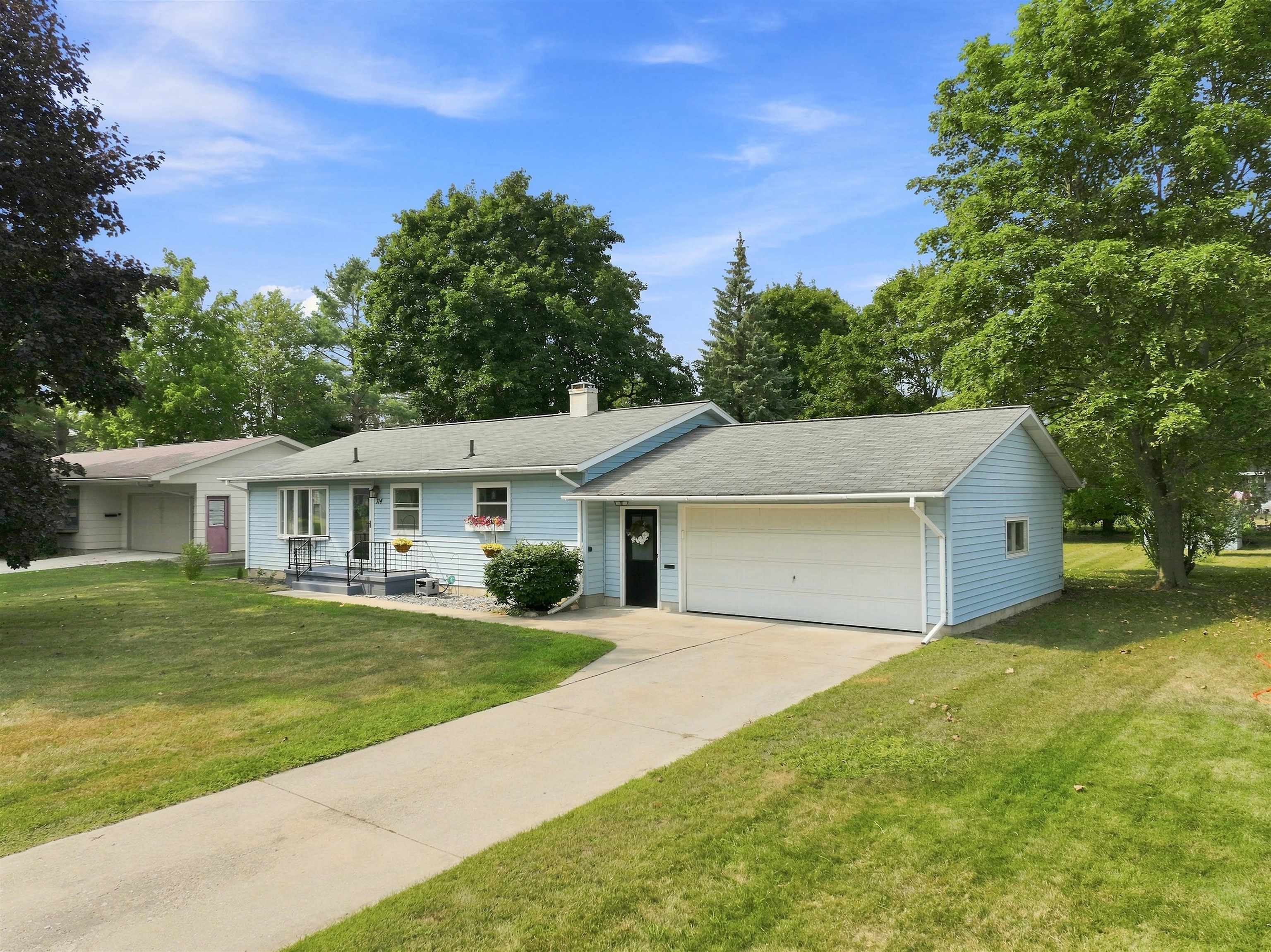 714 Sunset Lane — photo