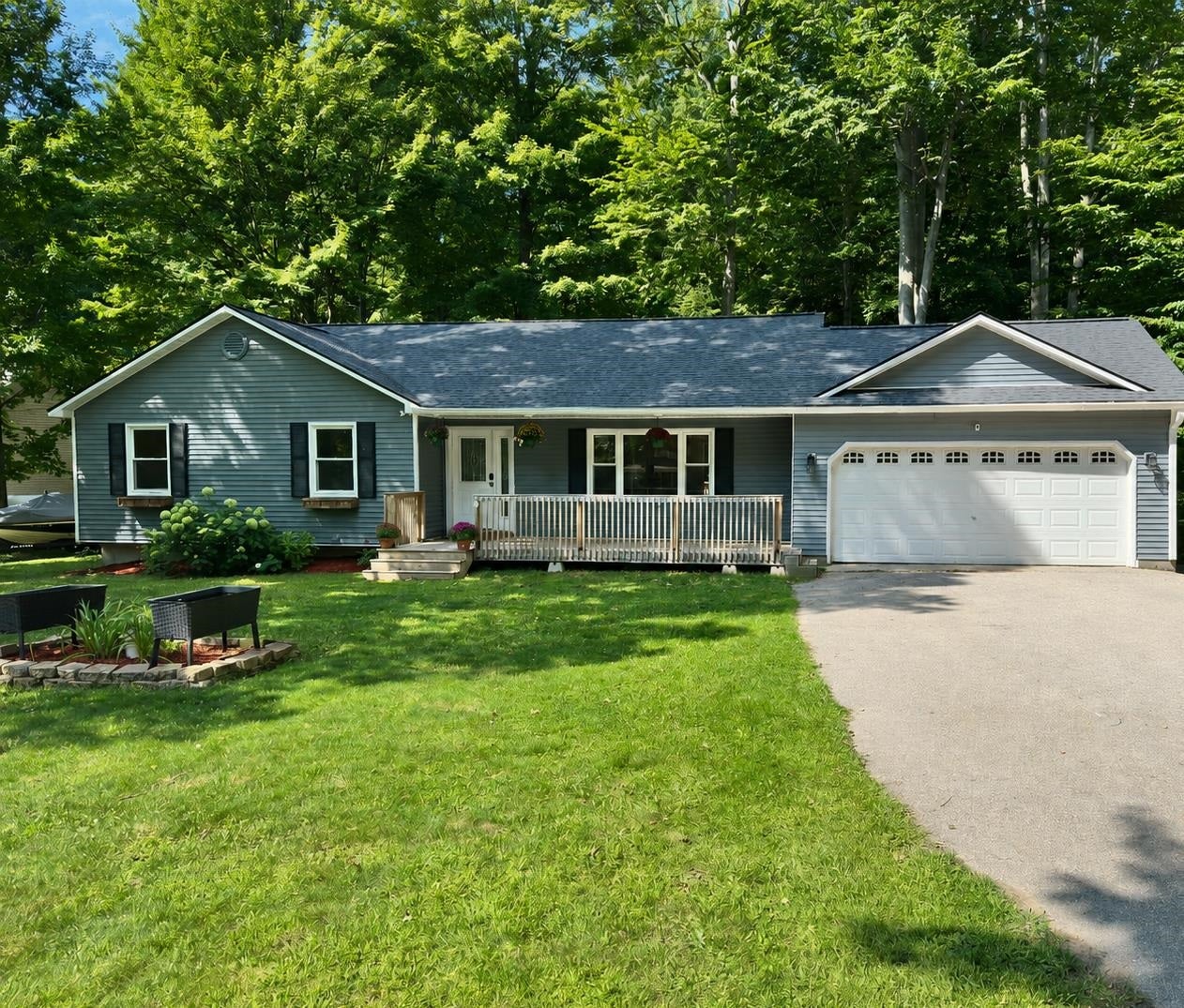 8570 Bent Pine Drive — photo