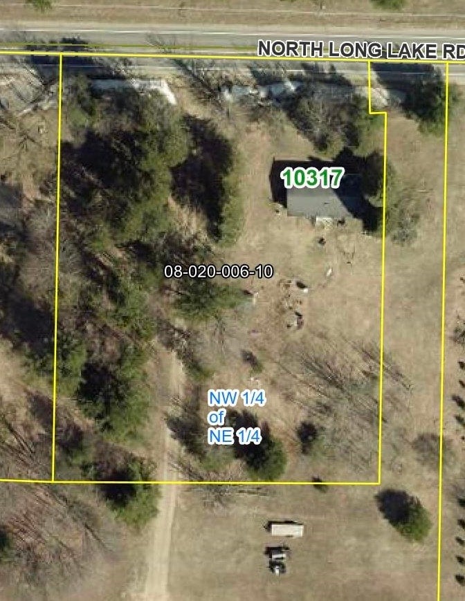 10317 North Long Lake Road — photo