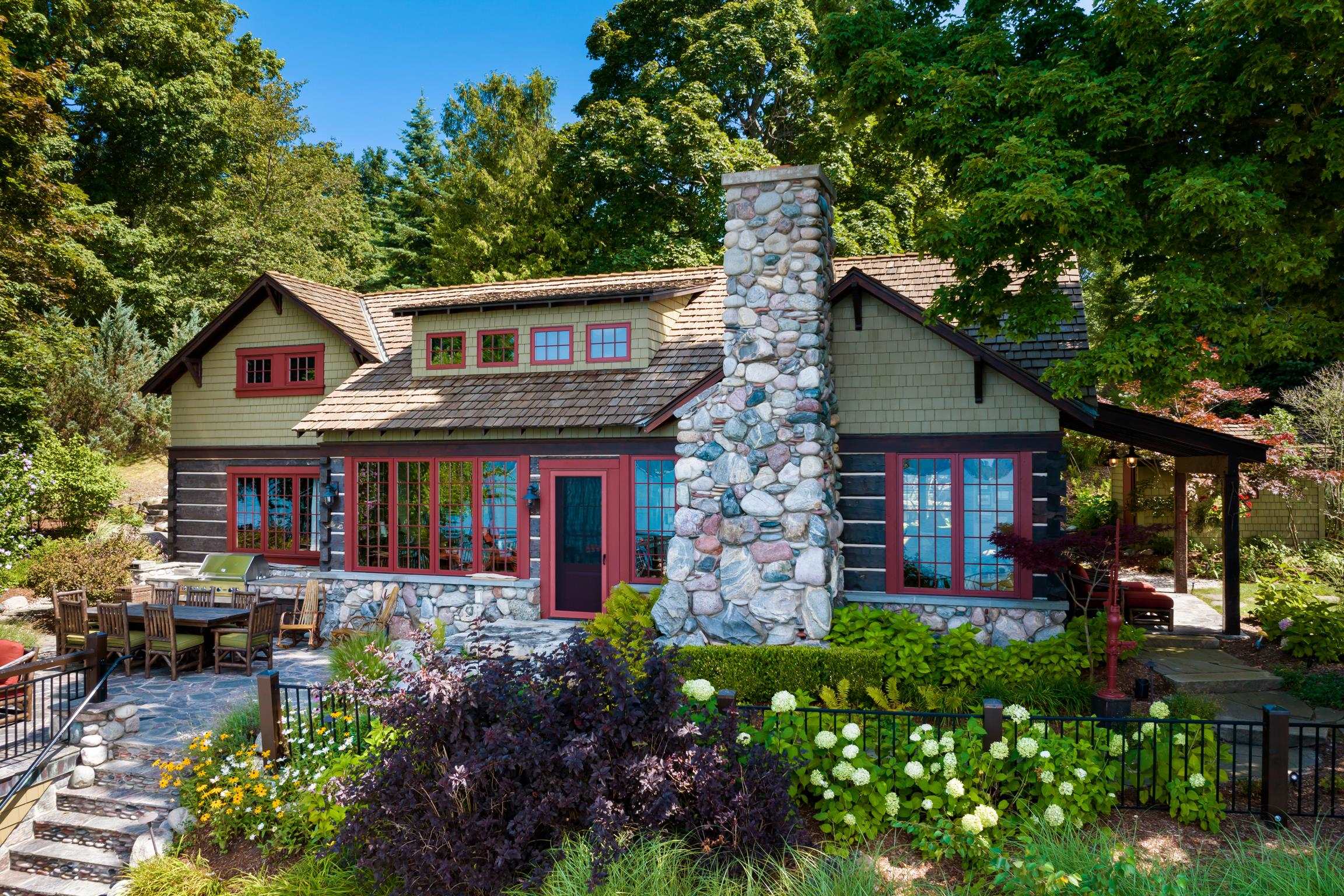 4719 NE Torch Lake Drive — photo