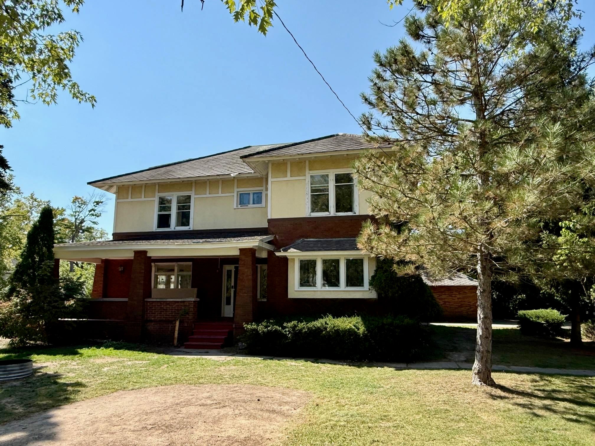 513 E Cass Street — photo