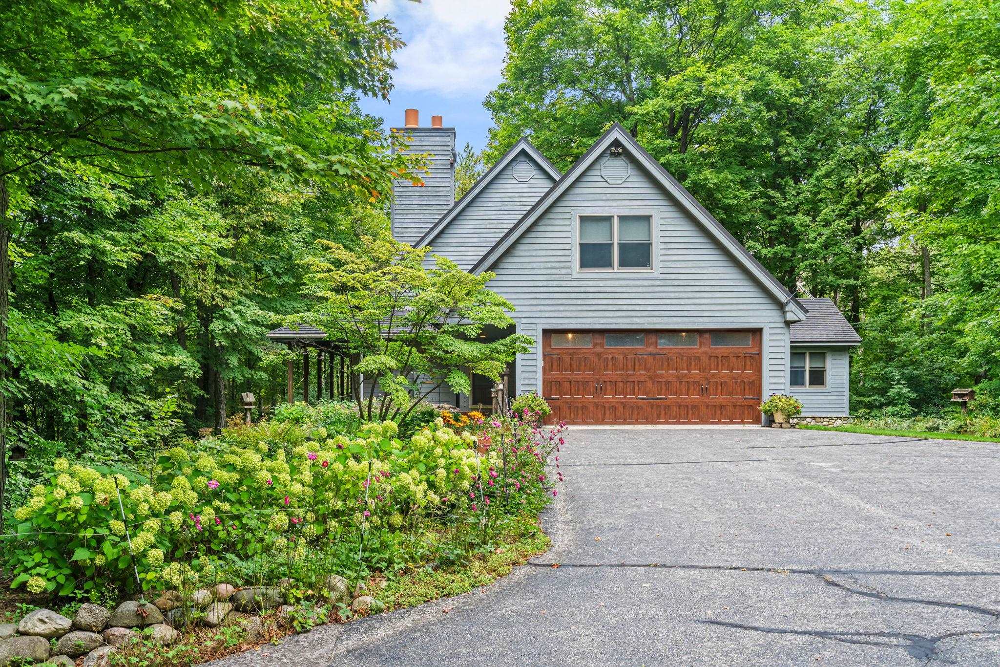 3285 S East Torch Lake Drive — photo