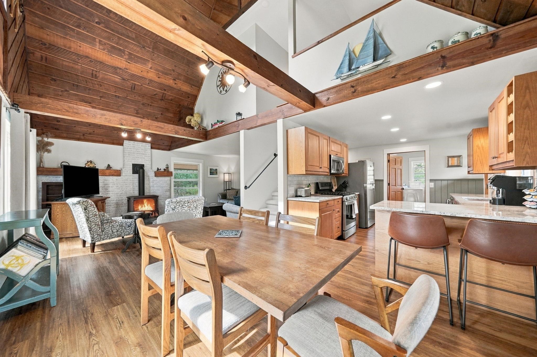 13879 Phelps — photo