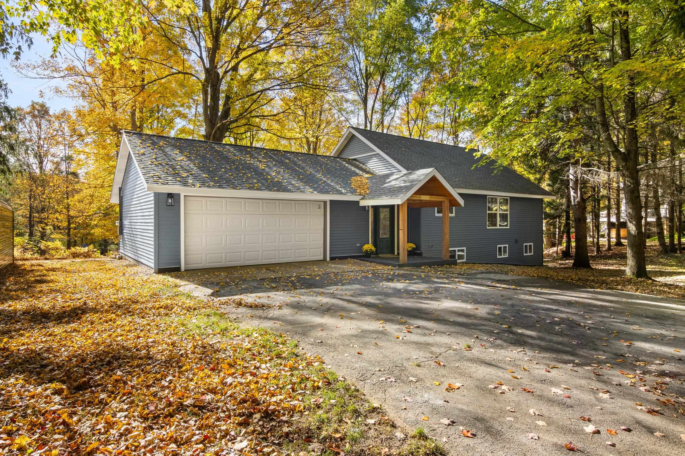 18411 Timberline — photo