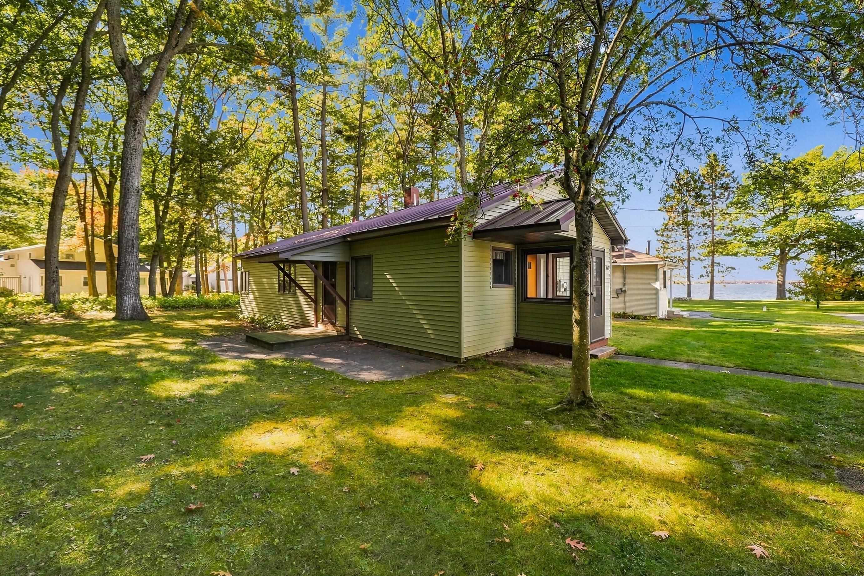 107 Sunset — photo