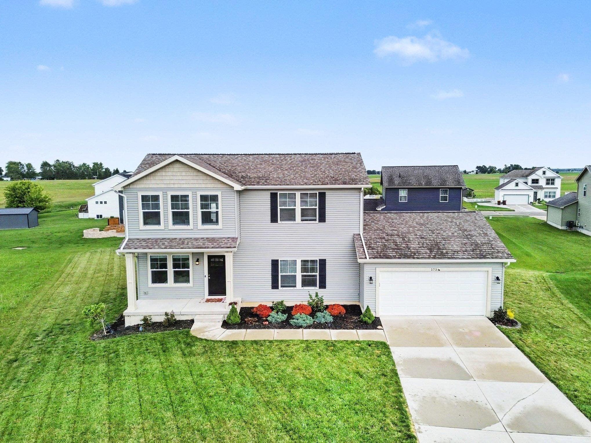 173 Crystal Court — photo