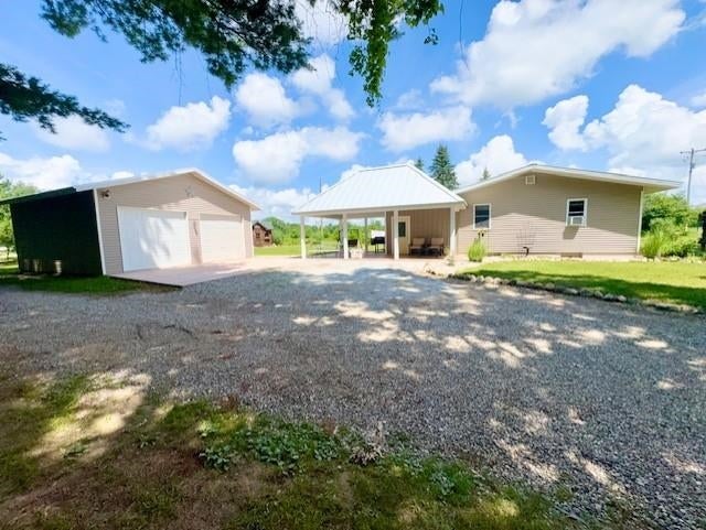 4721 E Sidney Road — photo