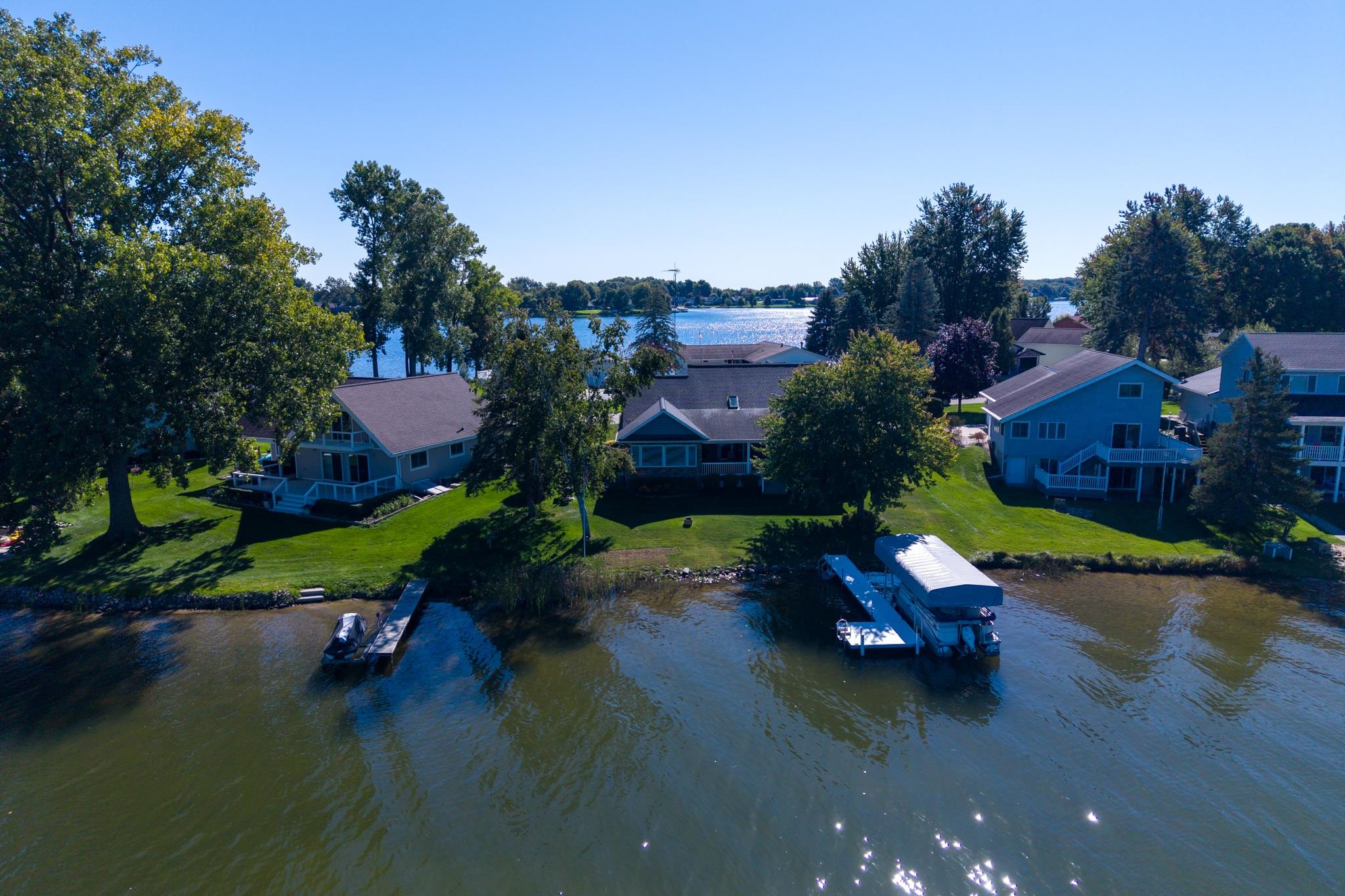 1067 Crown Point Dr — photo