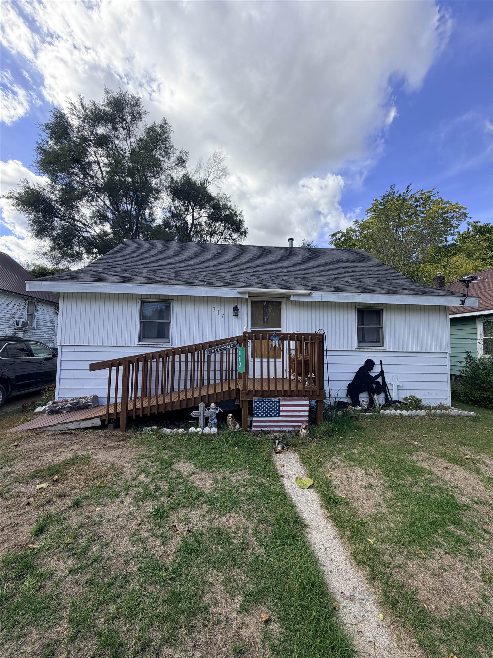 117 Pleasant — photo