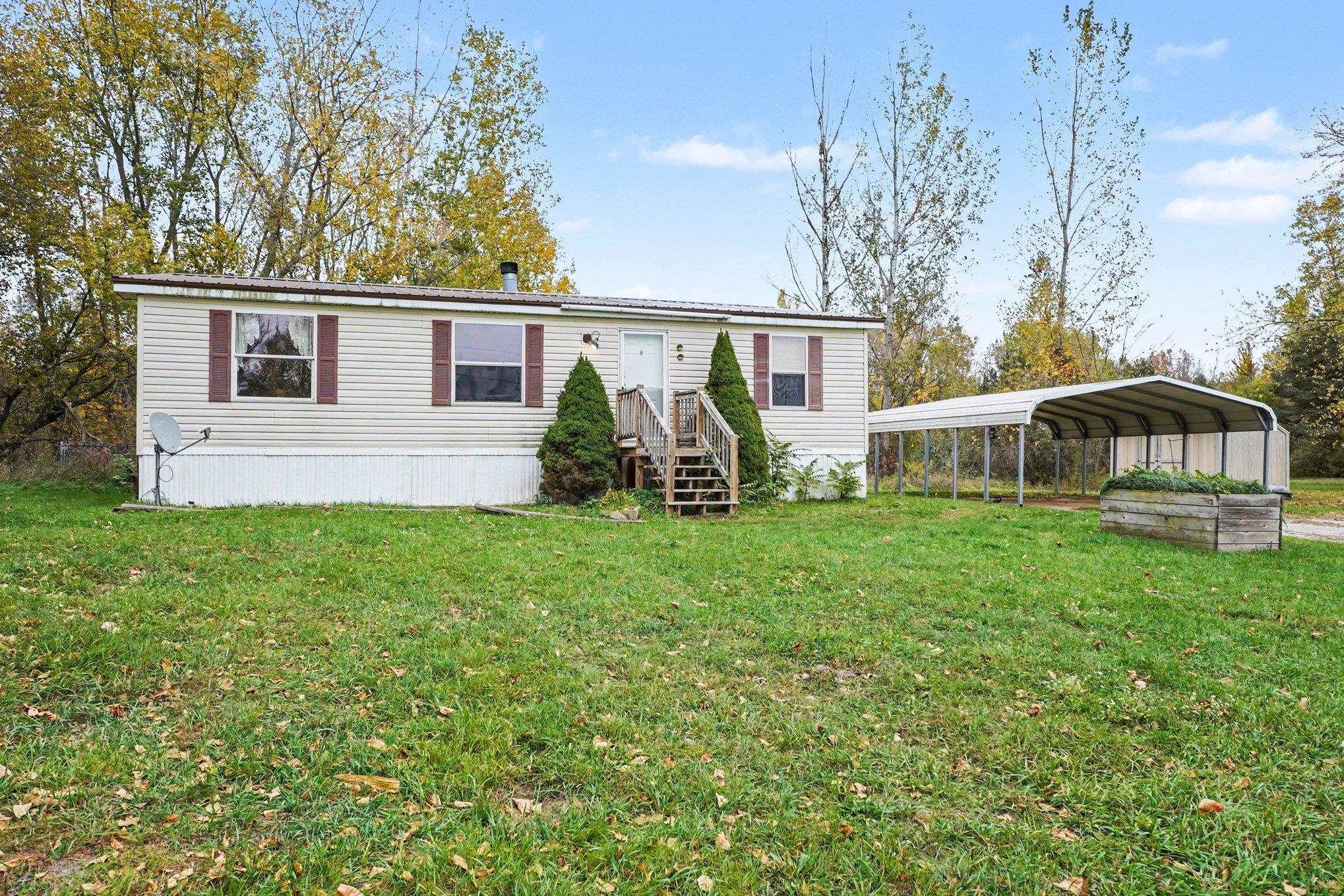 5176 N State Rd — photo